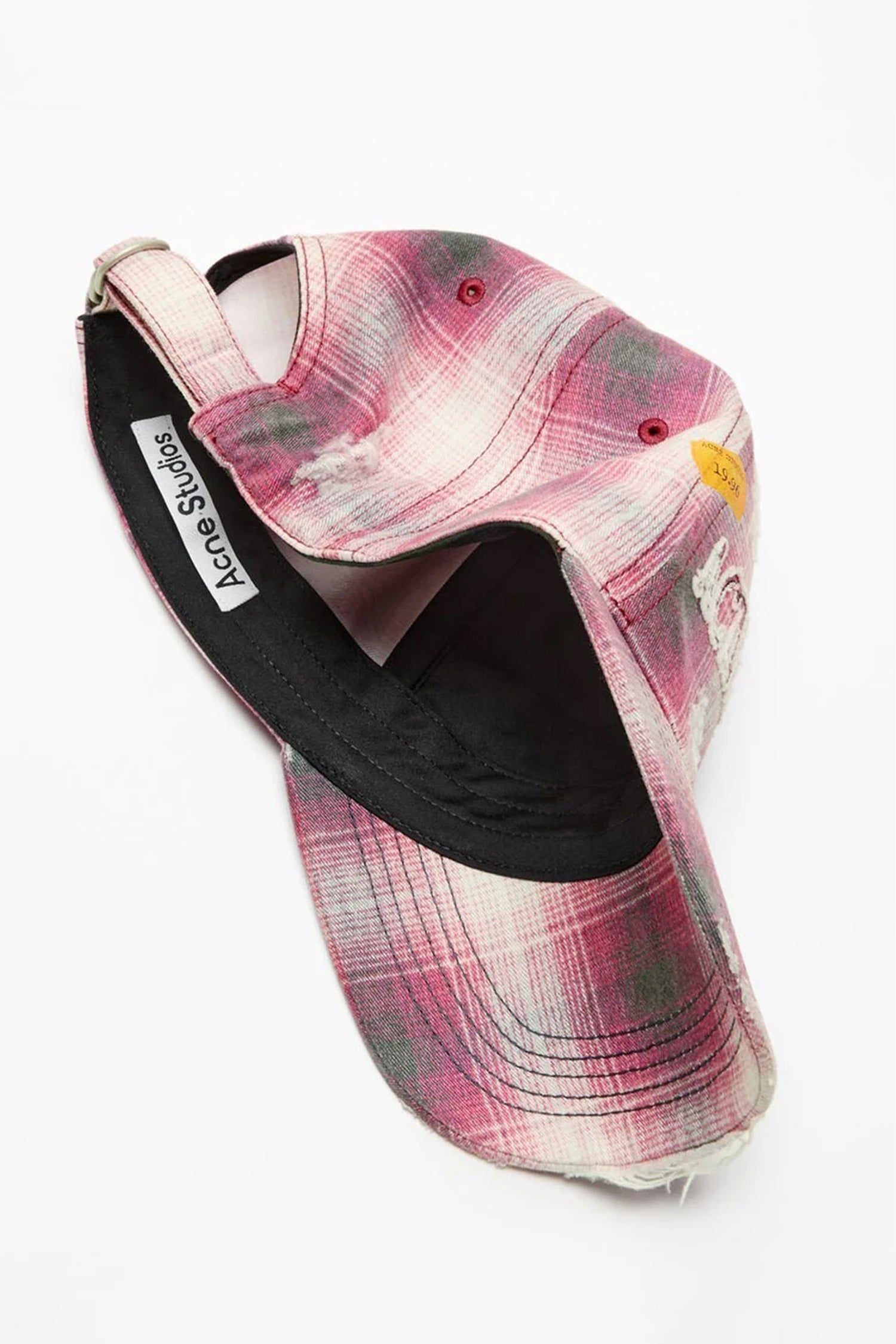 DISTRESSED CAP IN RED/BLUE, FW25