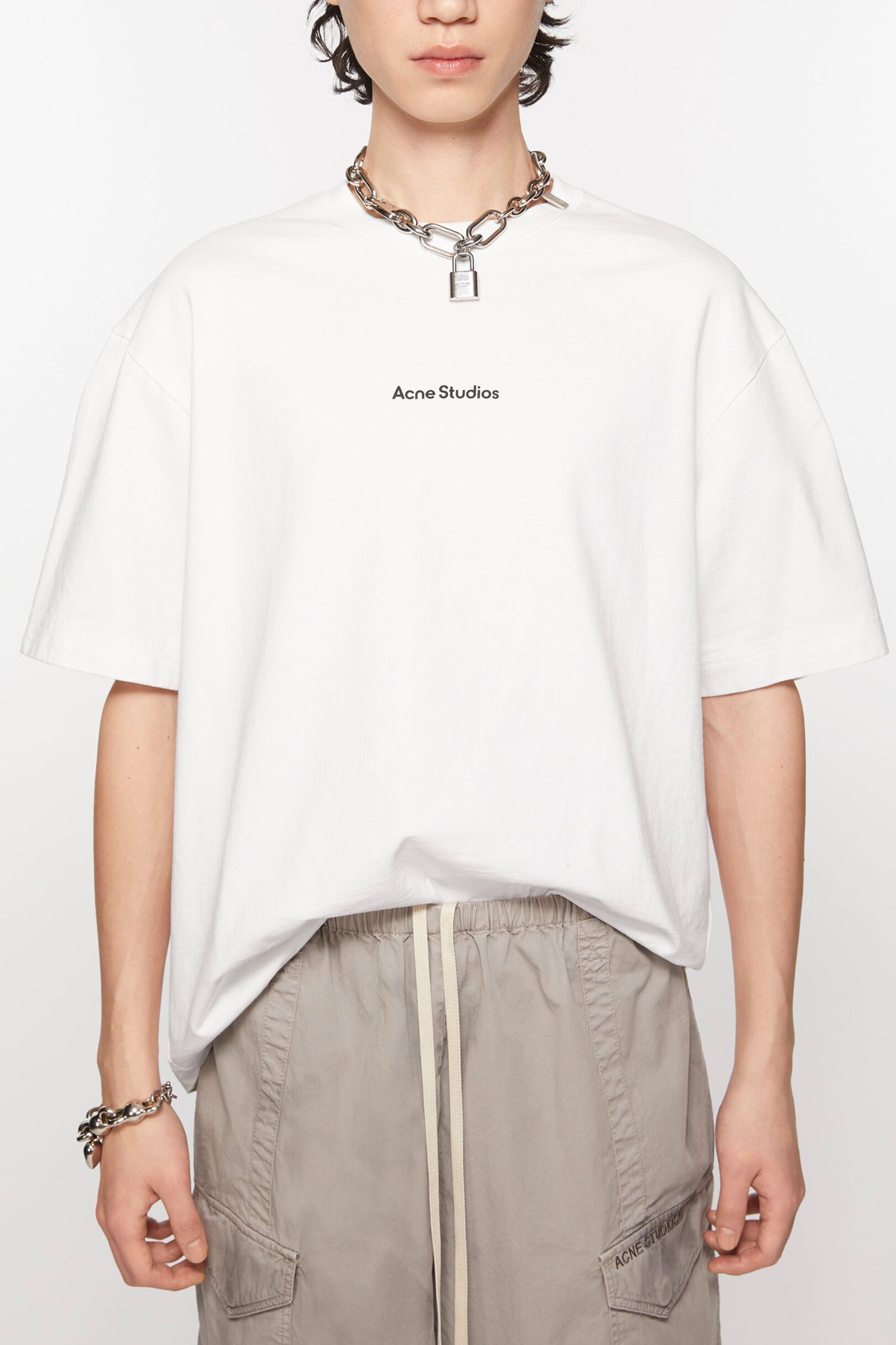 T SHIRT STAMP LOGO IN OPTIC WHITE, FW25