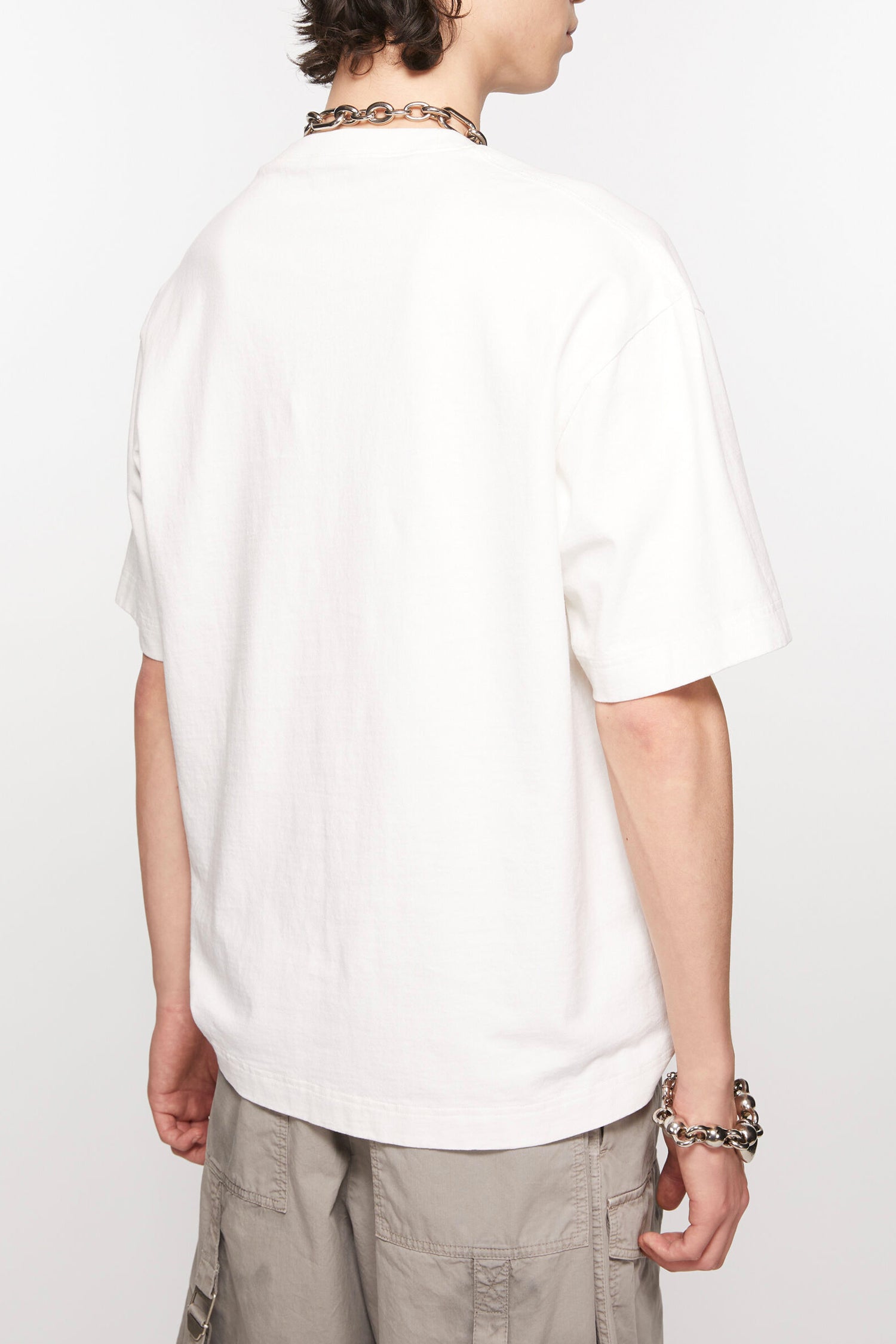 T SHIRT STAMP LOGO IN OPTIC WHITE, FW25