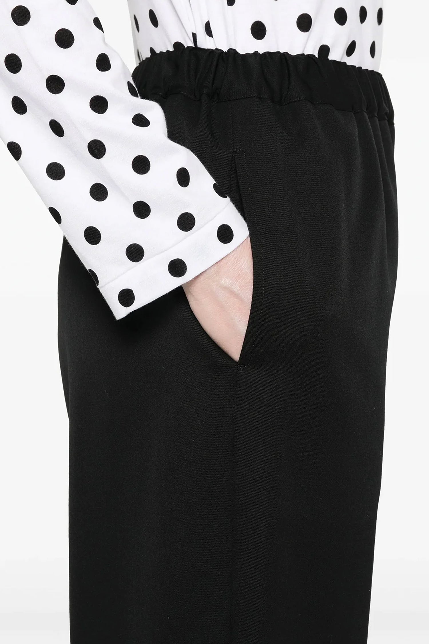 WIDE LEG WOOL PANTS IN BLACK, SS25