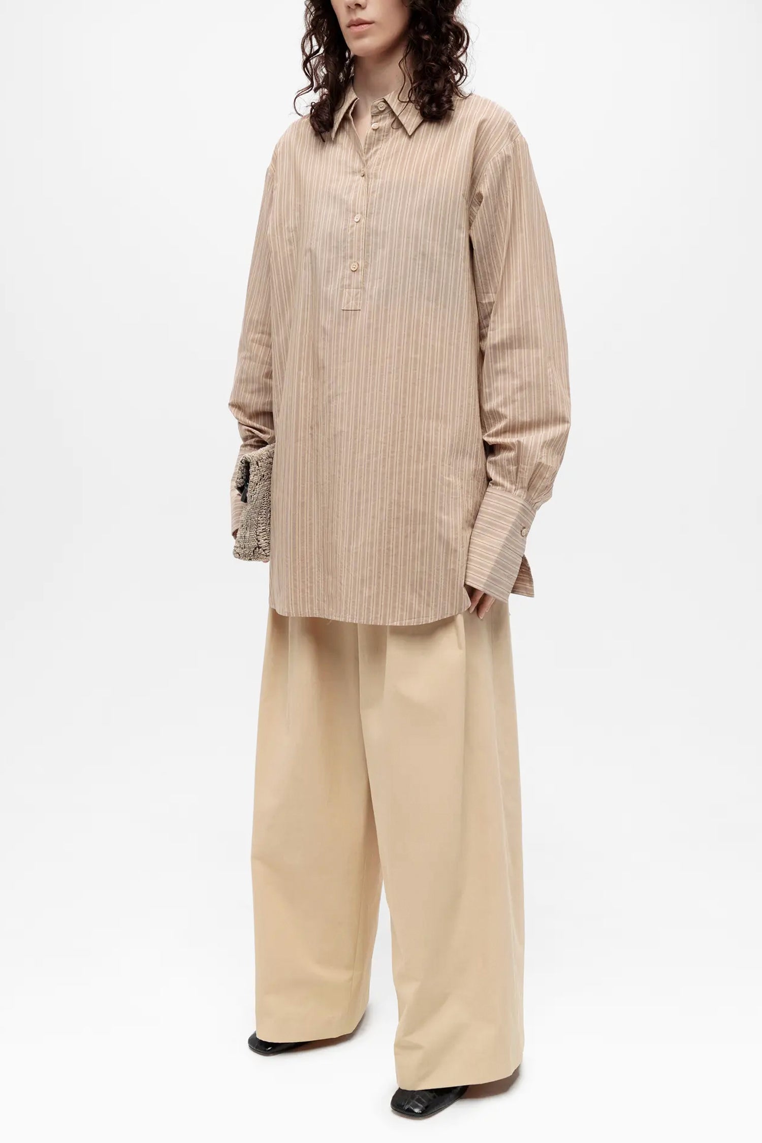 CORSALA SHIRT IN SAND, SS25