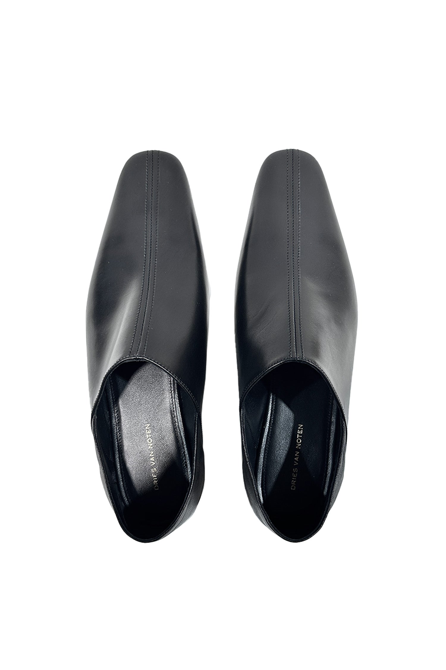 LEATHER SLIP-ON LOAFER IN BLACK, SS25