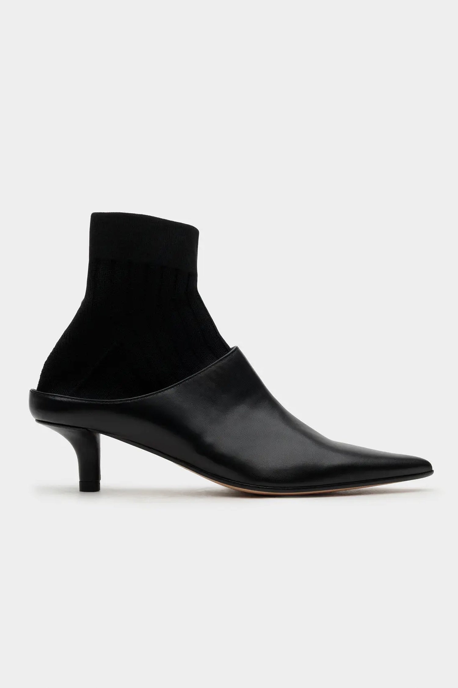 SOCK ANKLE BOOT IN BLACK, SS25