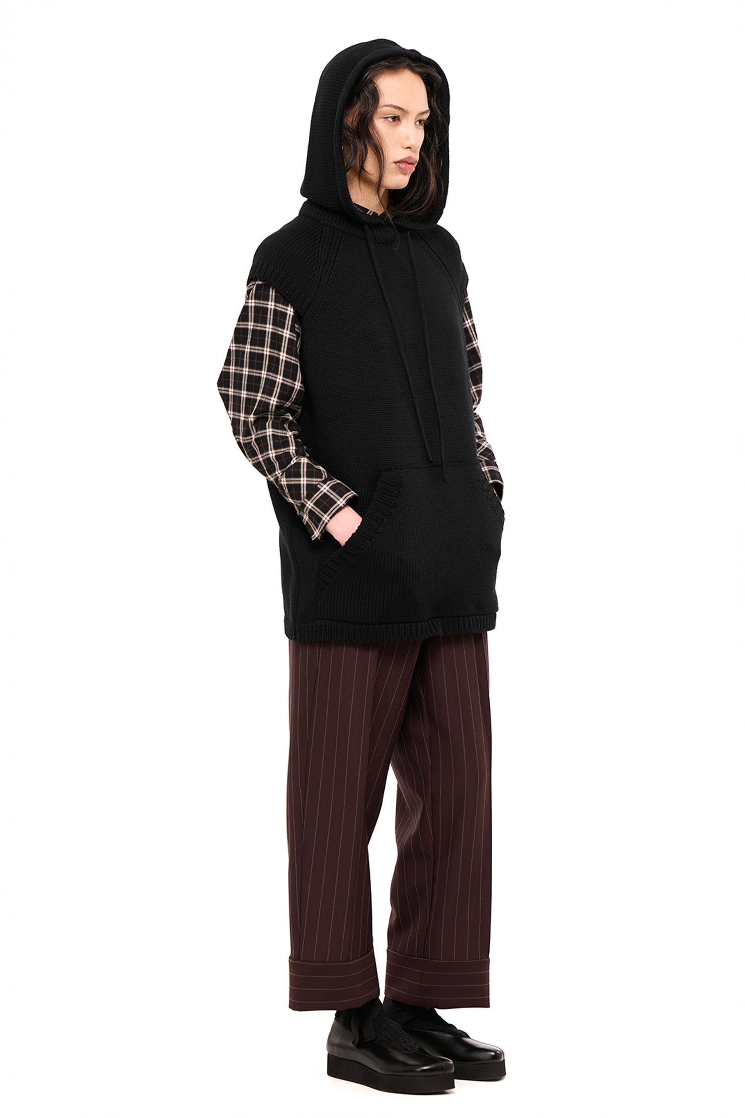 CHILL ZONE HOODIE IN BLACK, AW26