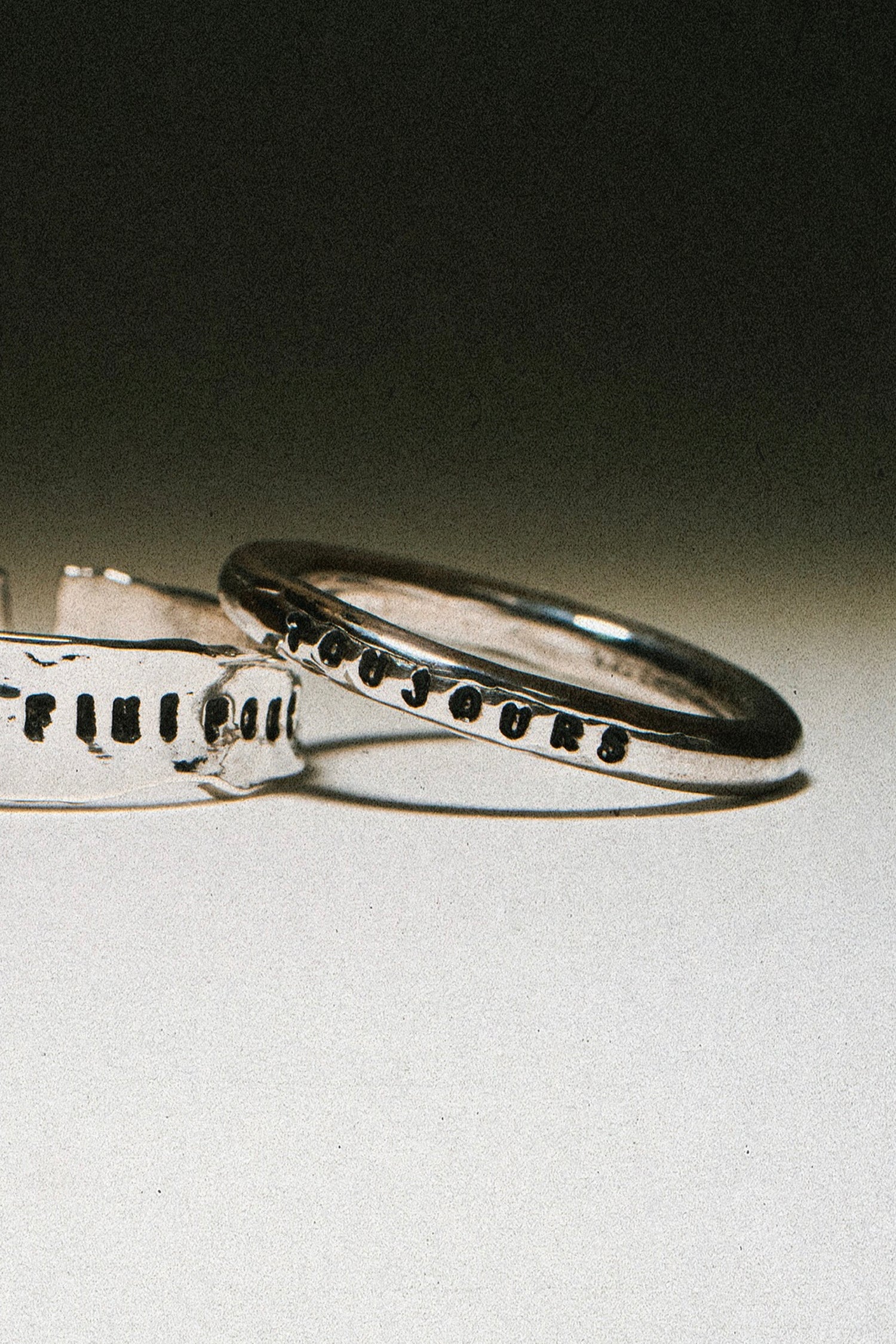 ANNEAU ROND 'TOUJOURS' ARGENT