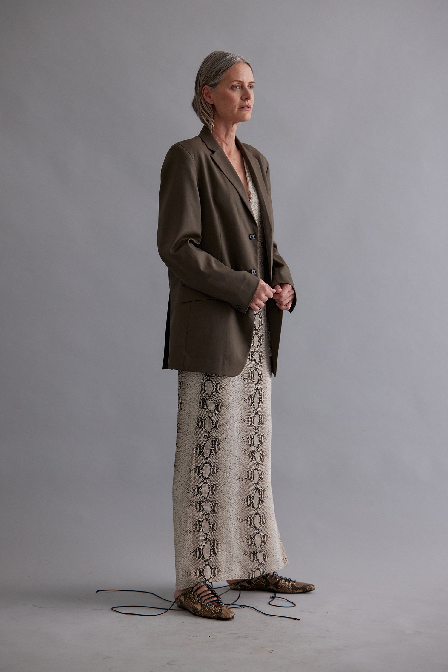 THE DIRECTOR IN FLAXSEED (UNISEX), SS26