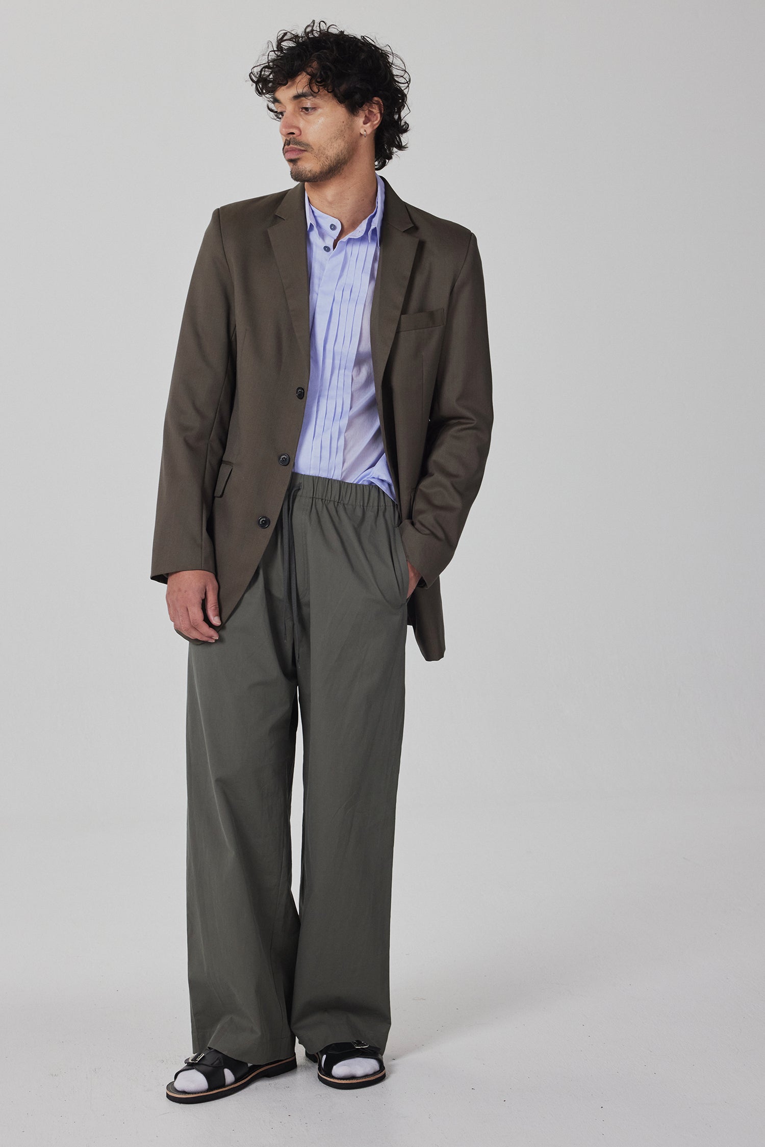 THE DIRECTOR IN FLAXSEED, SS26