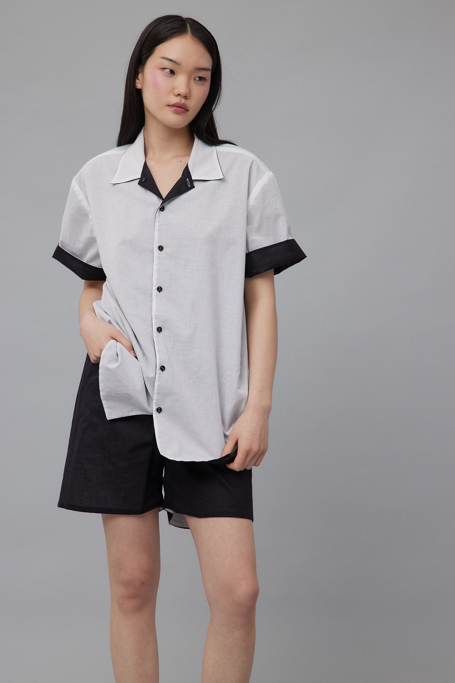 DUO IN BLACK/WHITE(UNISEX), SS26