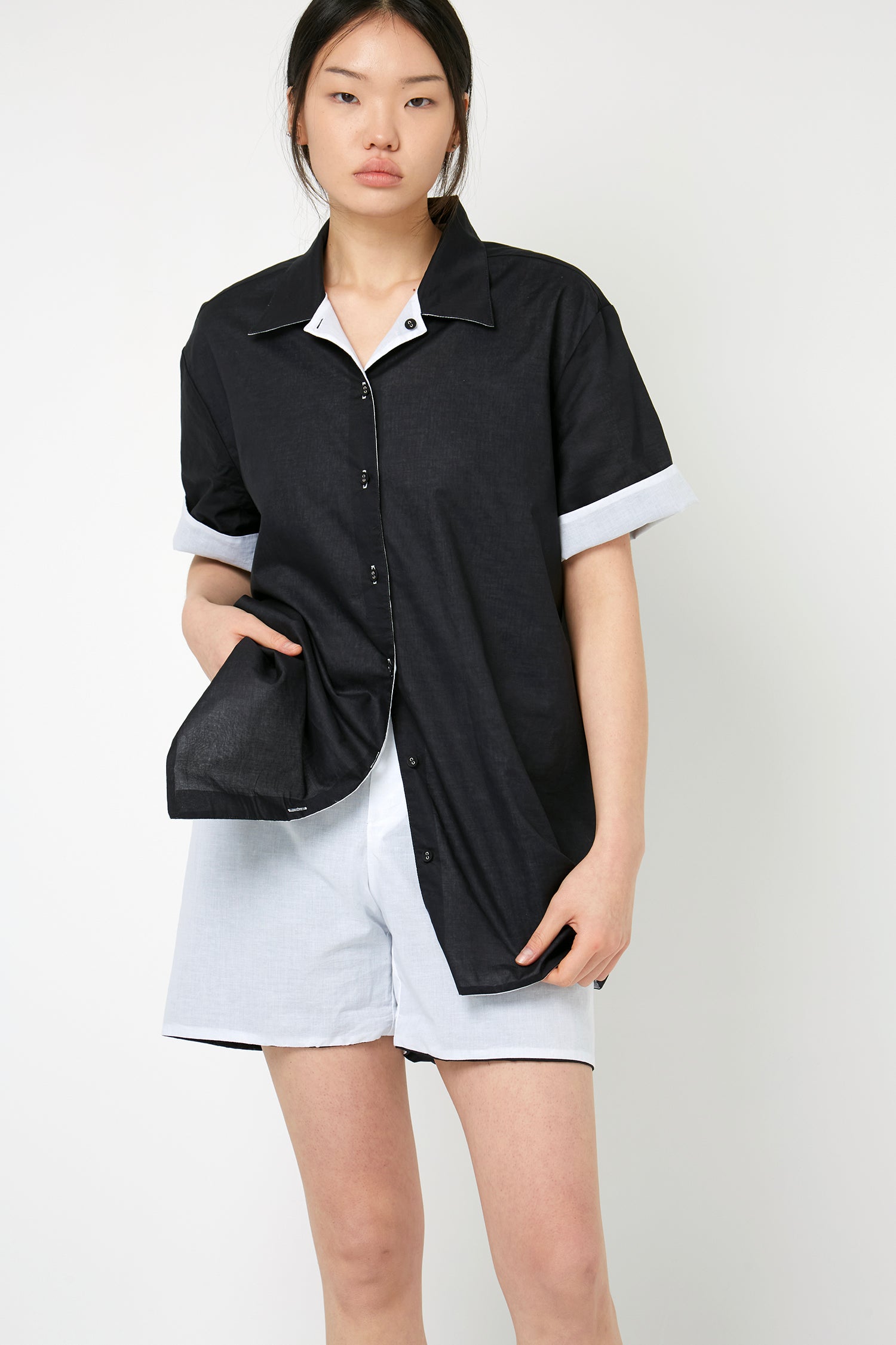 DUO IN BLACK/WHITE(UNISEX), SS26