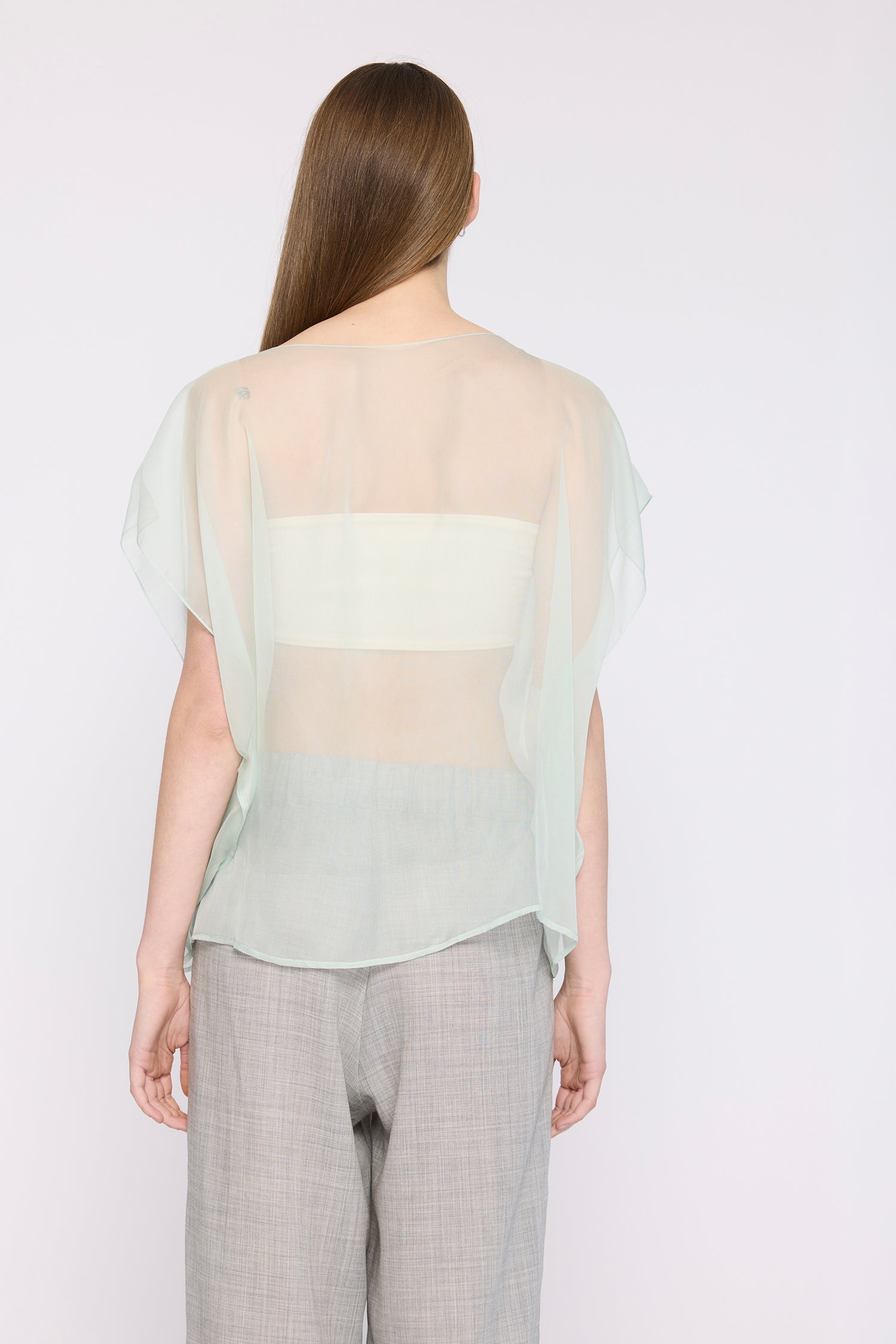 DYNASTY IN SEAFOAM, SS27