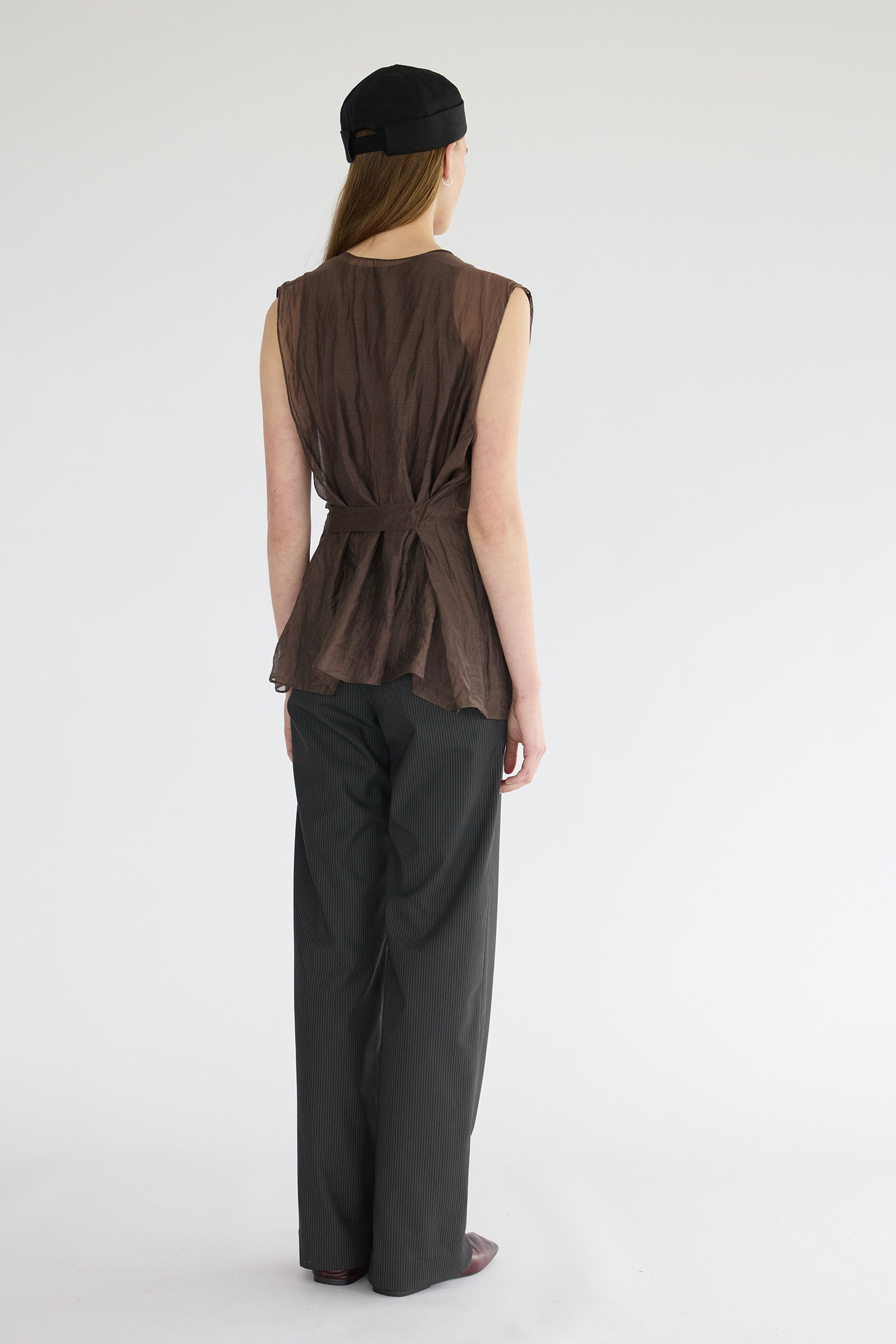 FEATHERLIGHT IN COFFEE, SS27