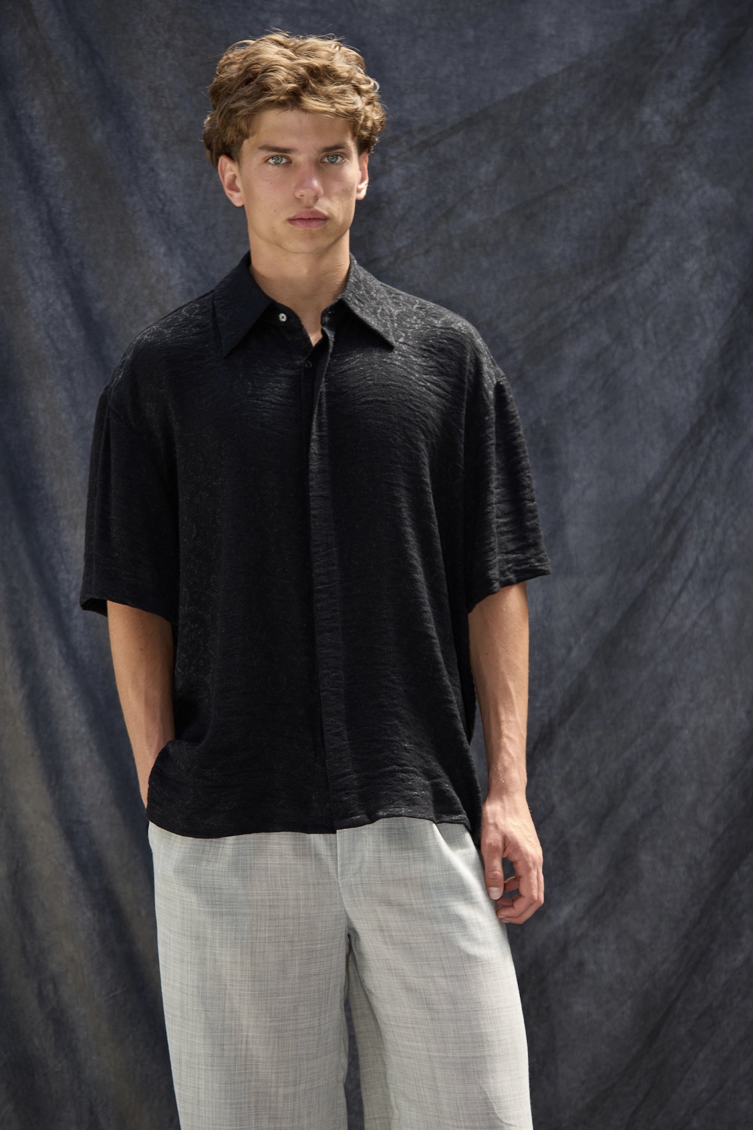 NEWHAVEN IN BAROQUE BLACK, SS27