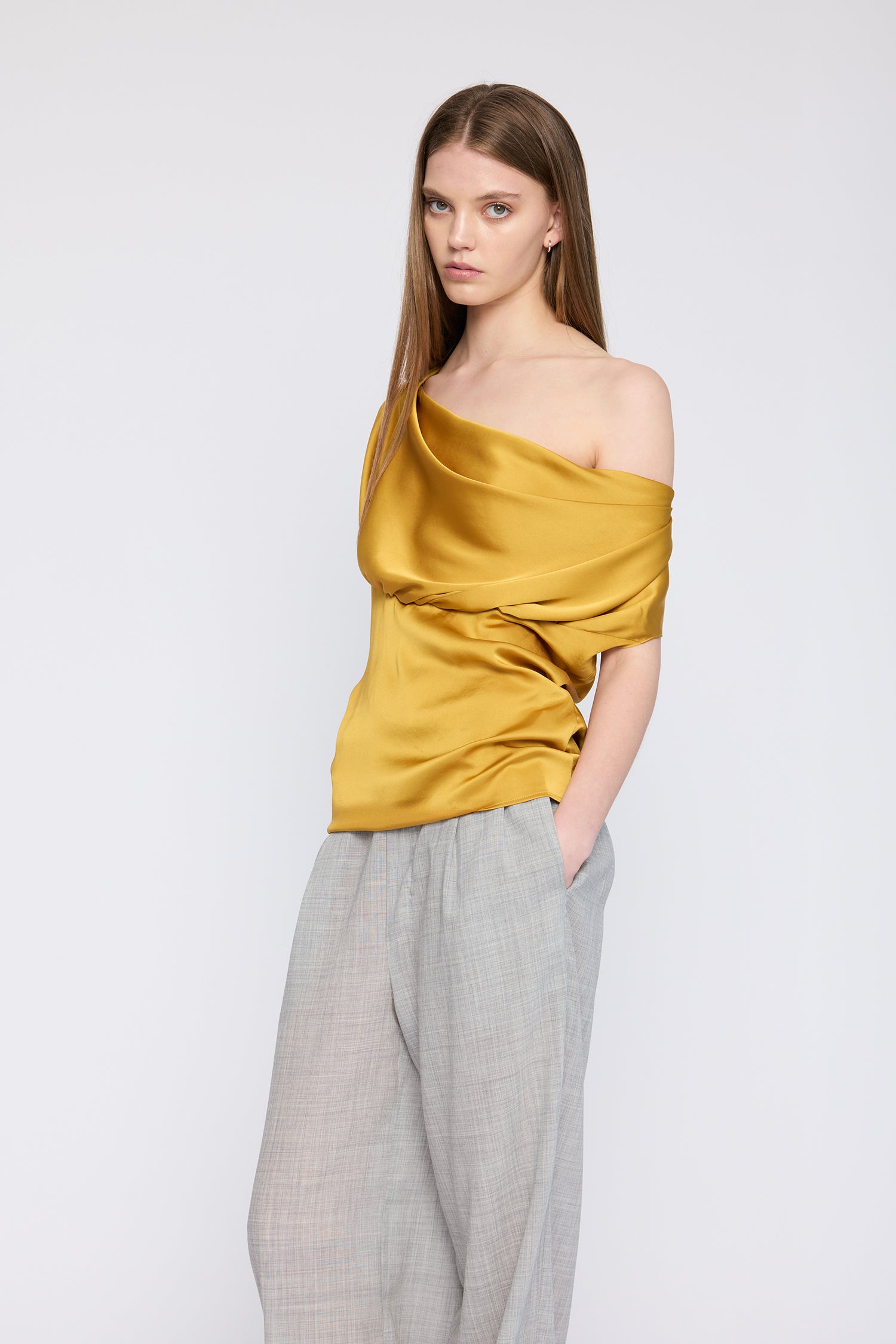 SERAPHINE IN CARAT SHEEN, SS27
