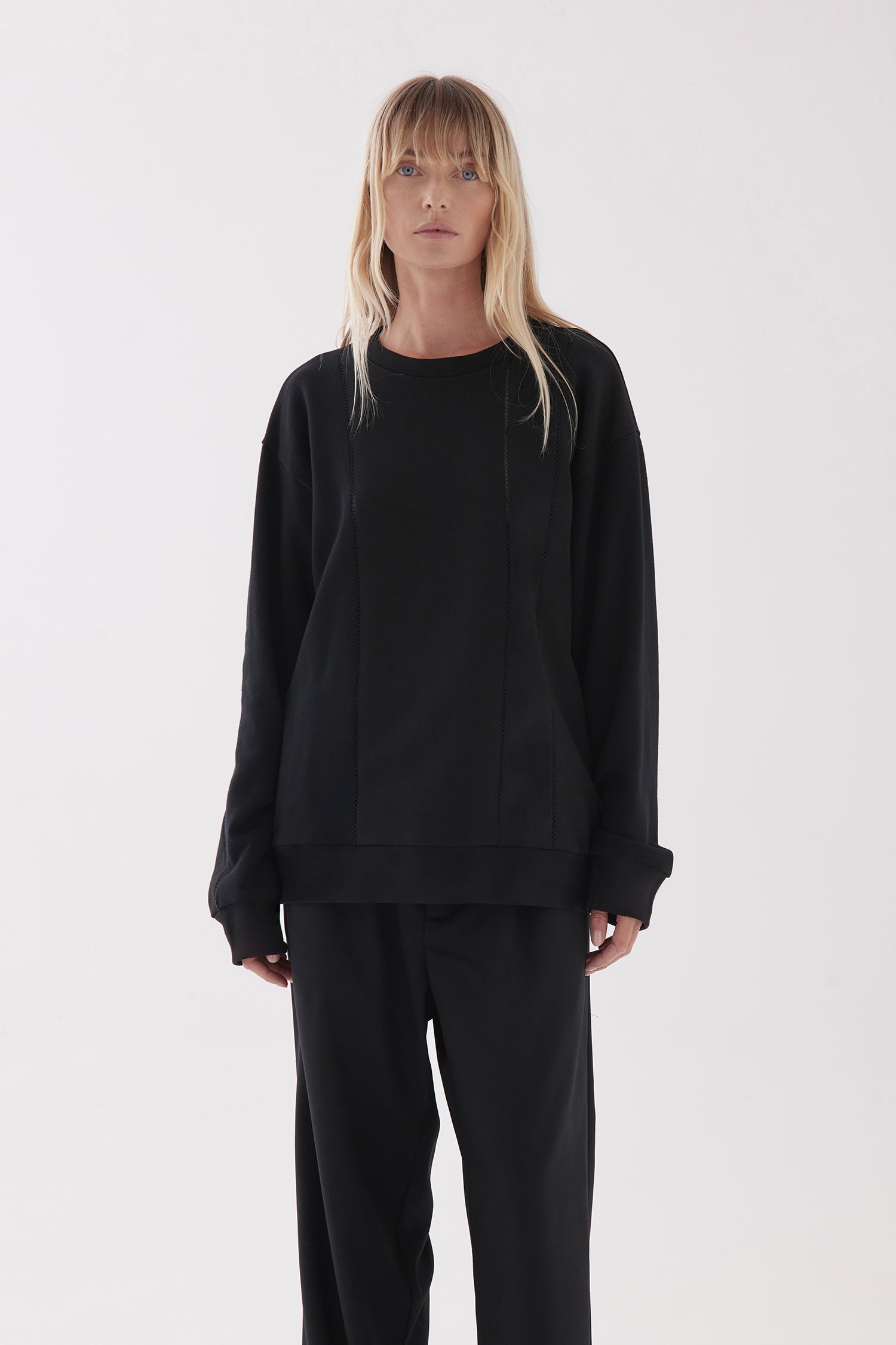 PANEL SWEAT IN BLACKOUT (UNISEX), W25
