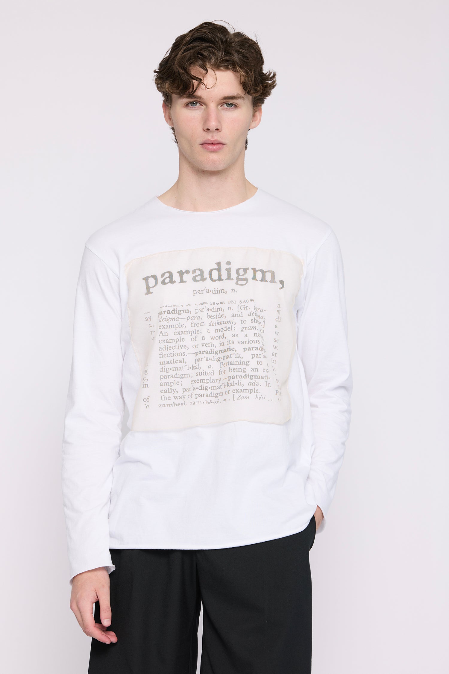 PARADIGM TEE LS IN WHITE