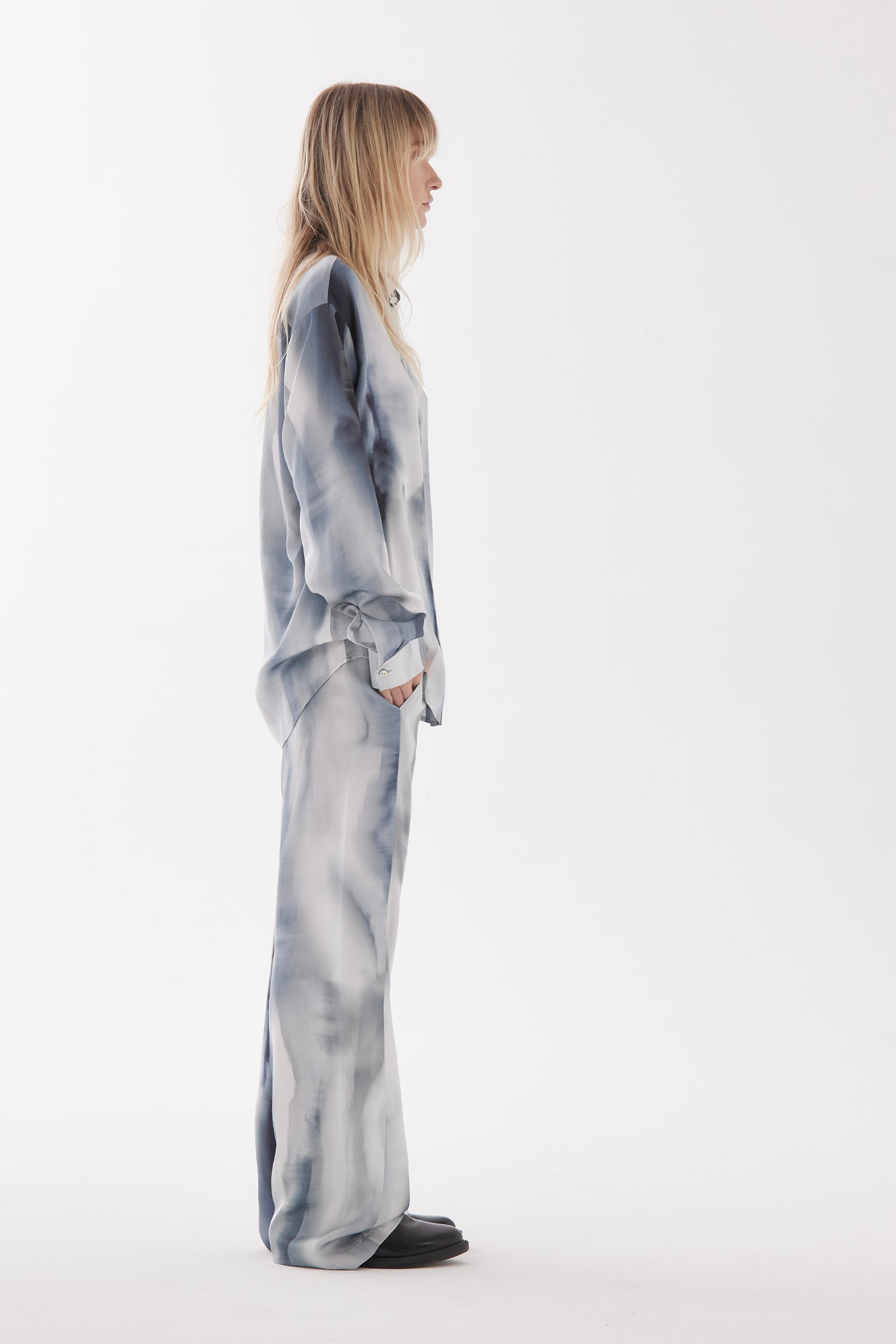 RELAX IN ARCTIC, W25