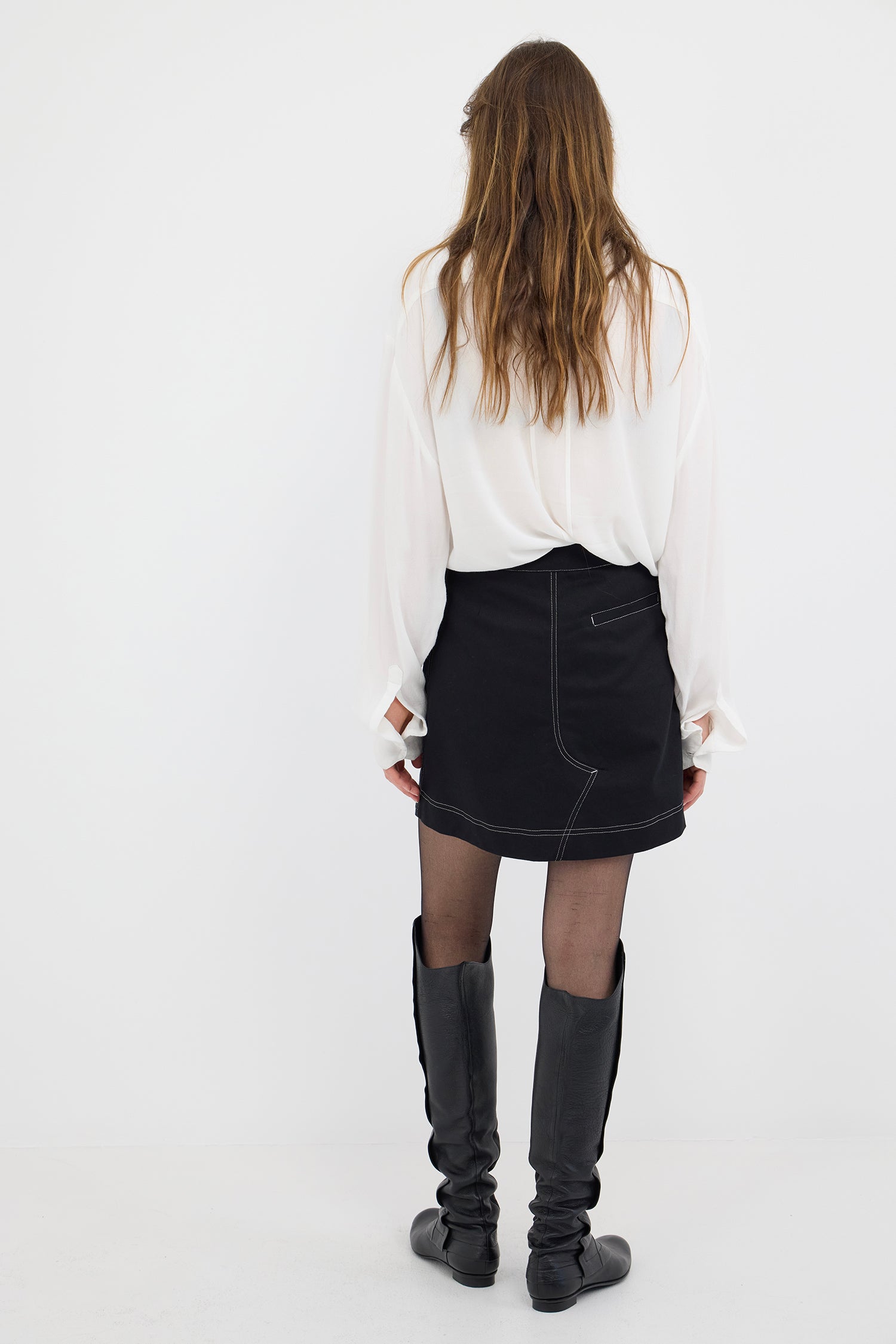 ANGLE SKIRT IN BLACKBERRI, AW26