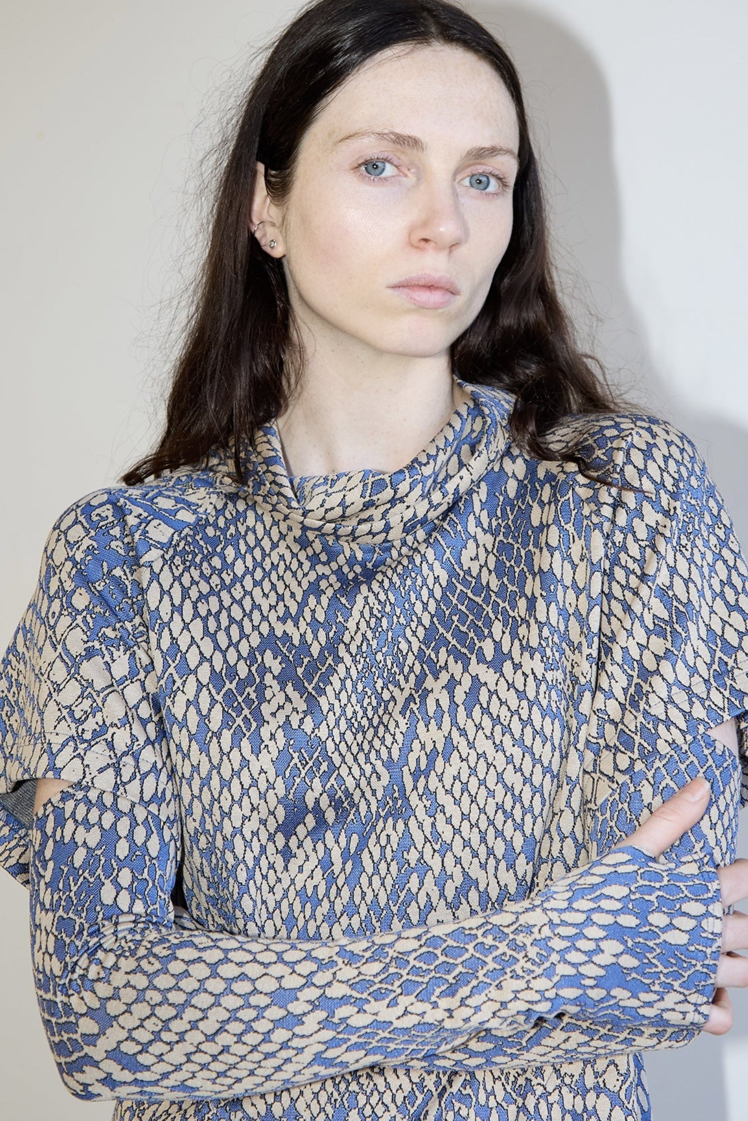ARMS LENGTH IN GECKO, AW26