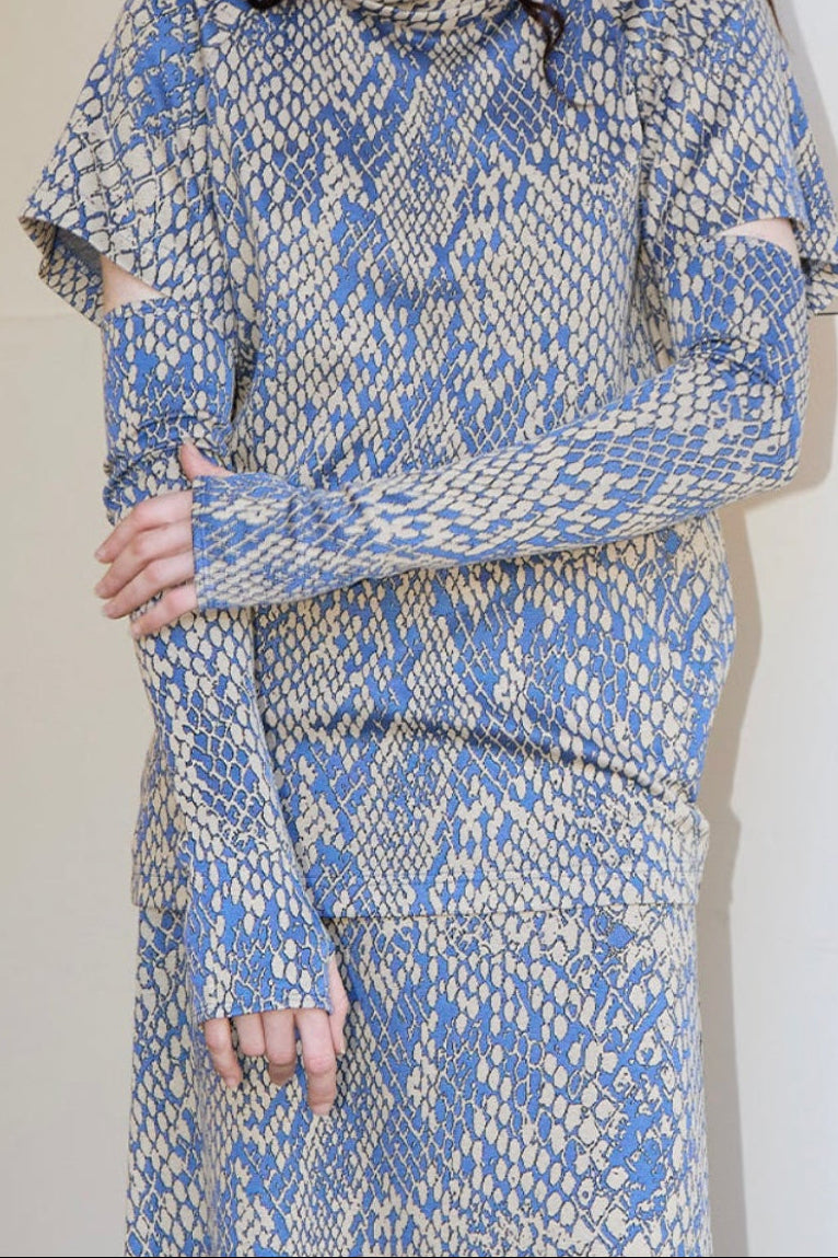 ARMS LENGTH IN GECKO, AW26