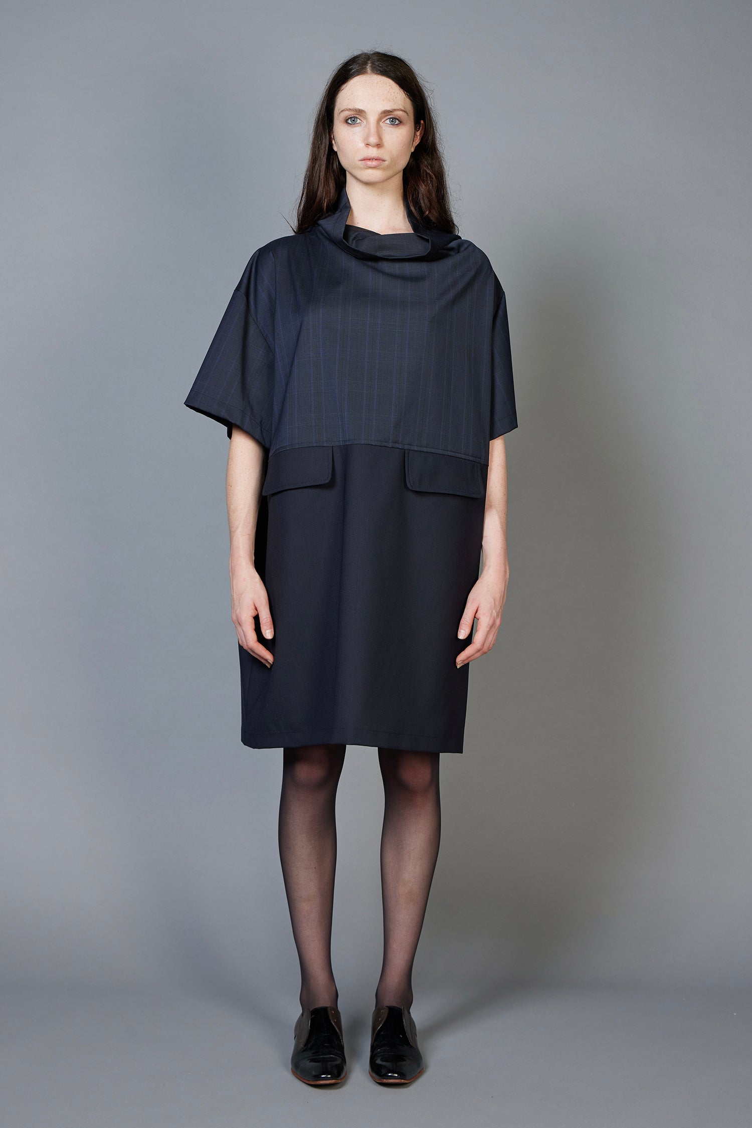 CHUTE IN DARK NAVY, AW26
