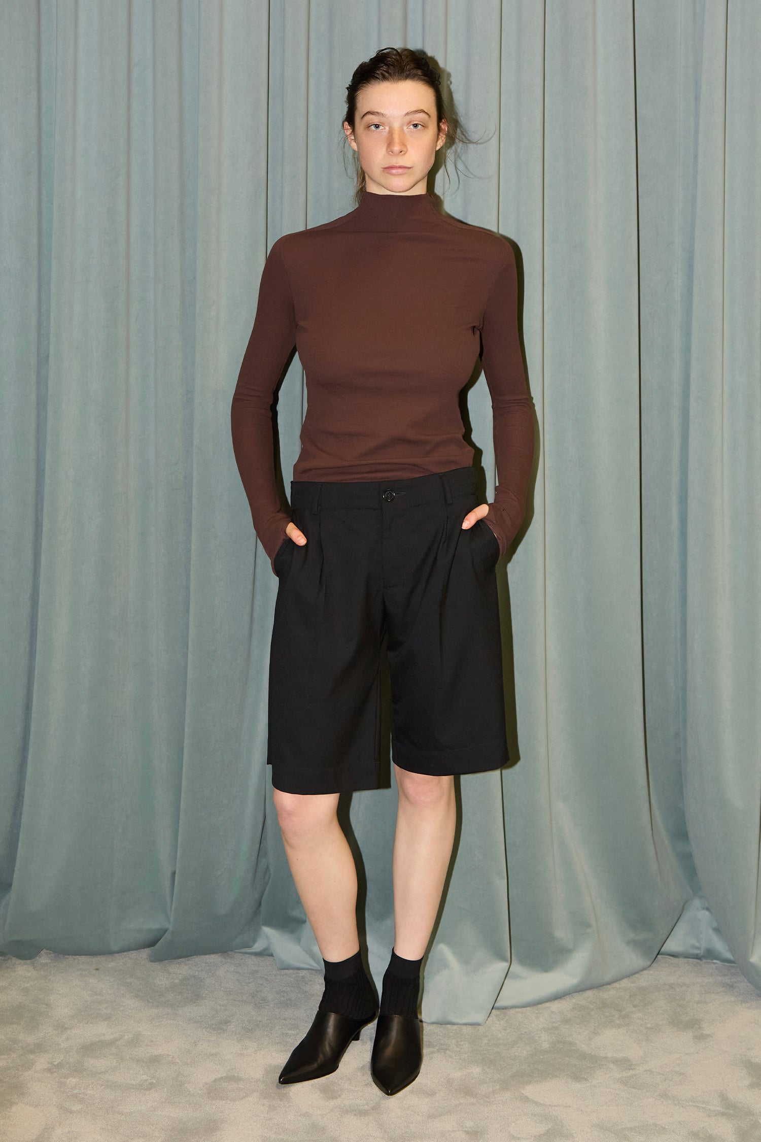 COLLEGE SHORT IN SUITBLACK, AW26