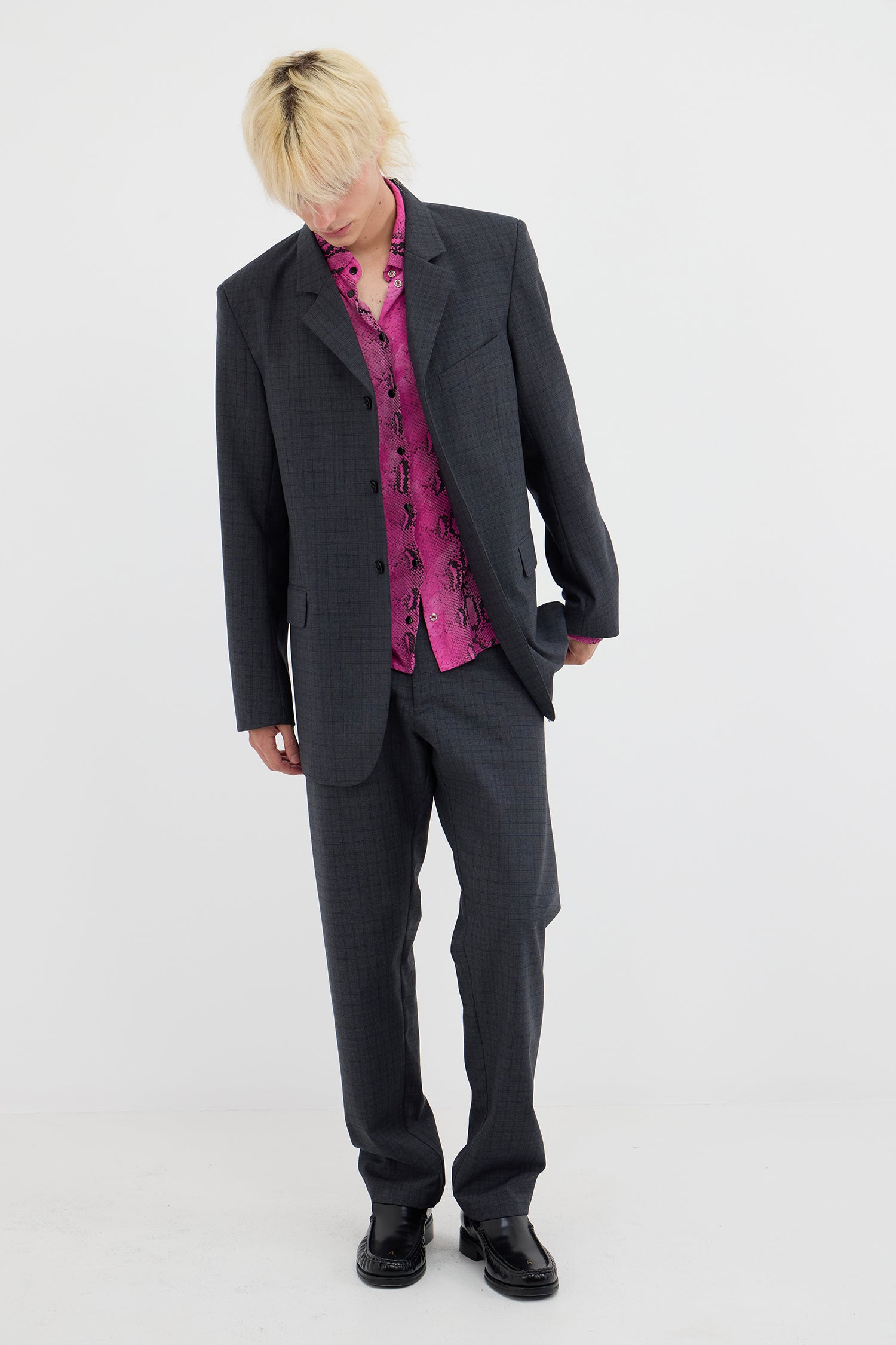 REVISION IN GRAYCHECK, AW26