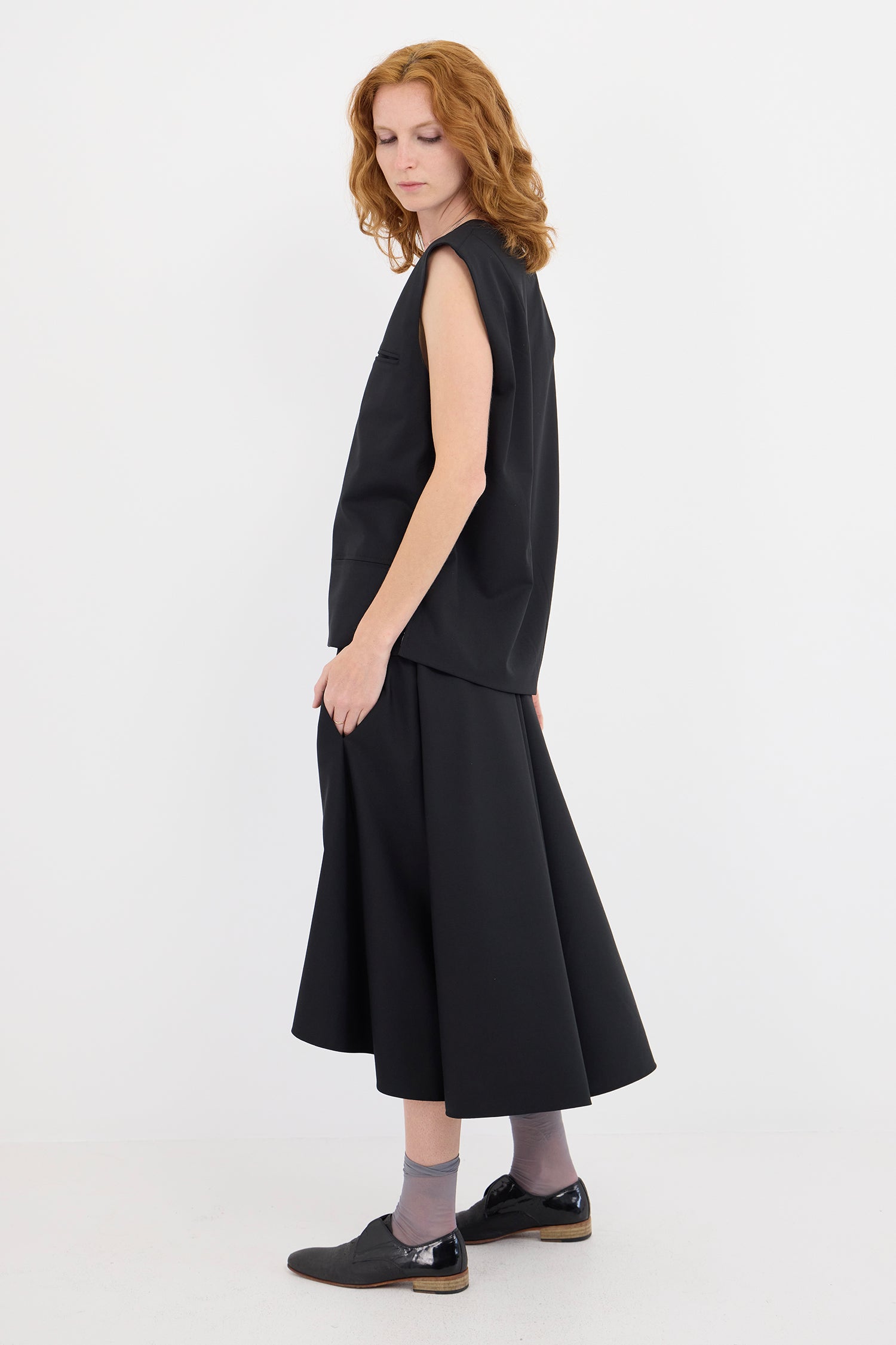 UTILITY IN SUITBLACK, AW26