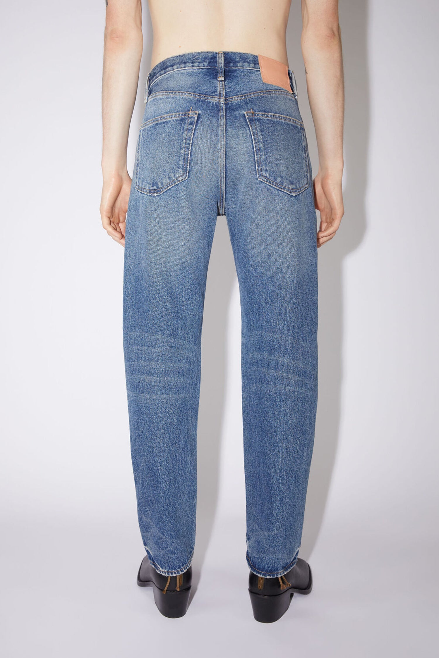 2003 JEAN IN VINTAGE BLUE, FW23