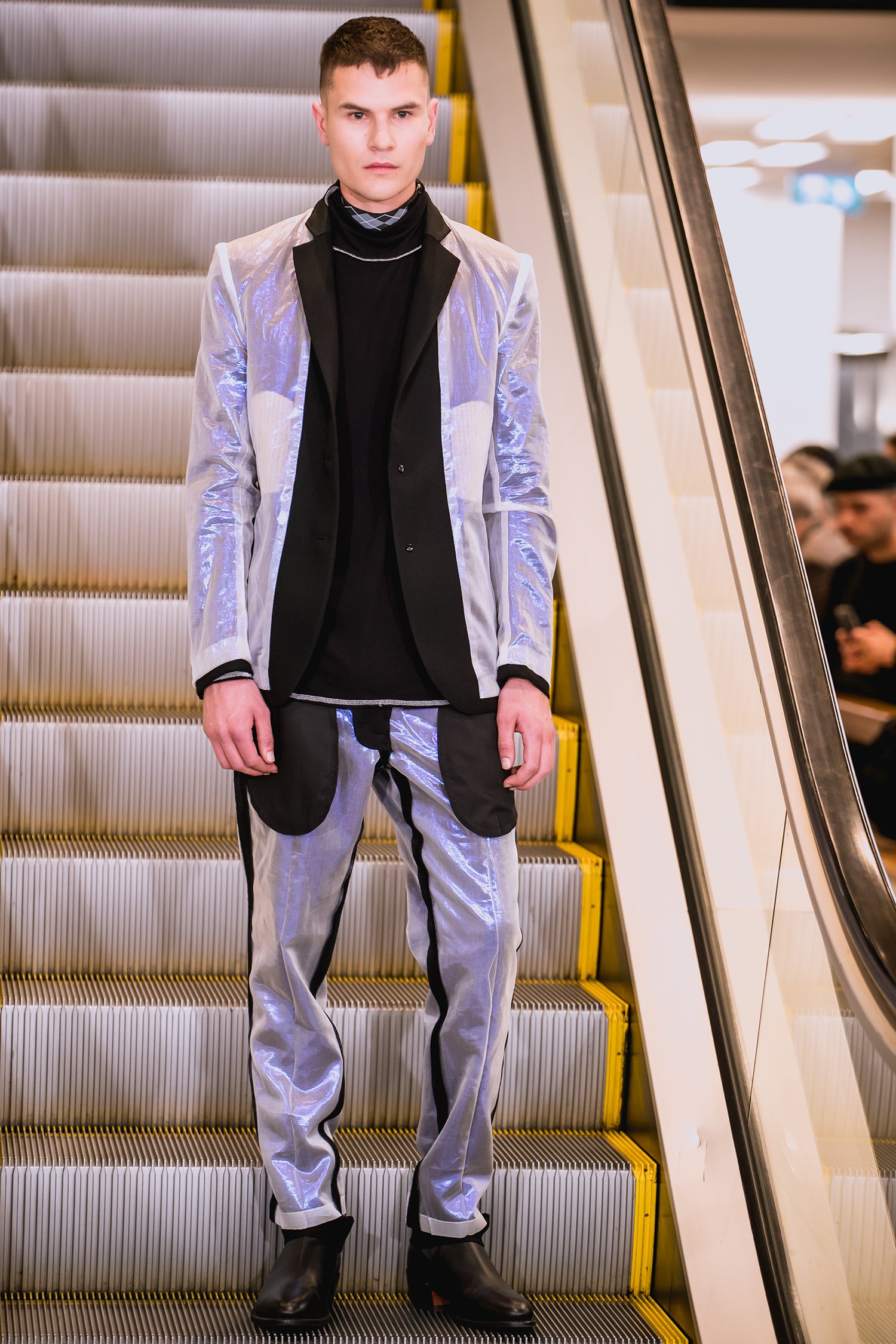 PROLOGUE IN NIGHTFALL, W20