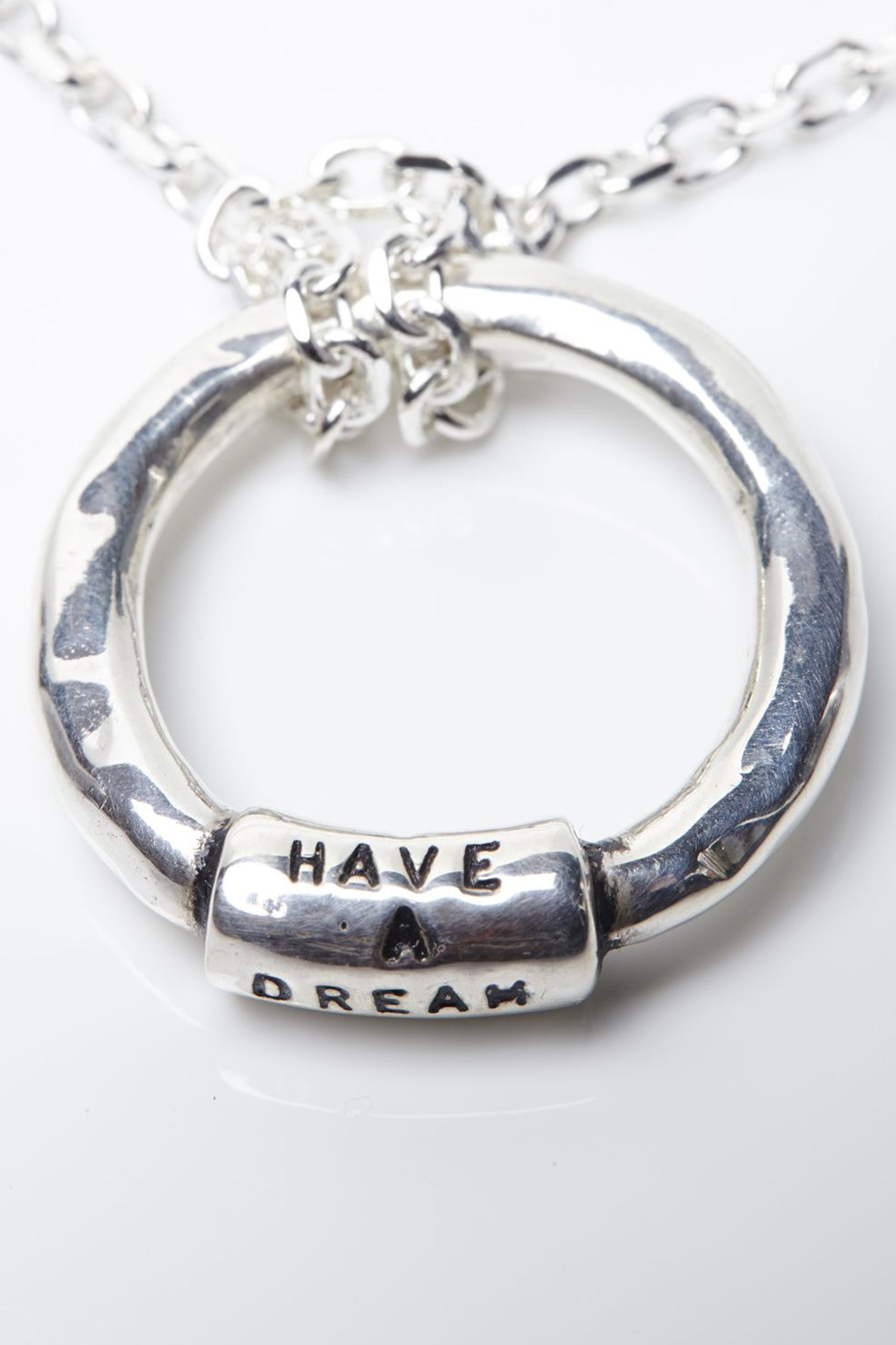 PENDENT "I HAVE A DREAM" ARGENT