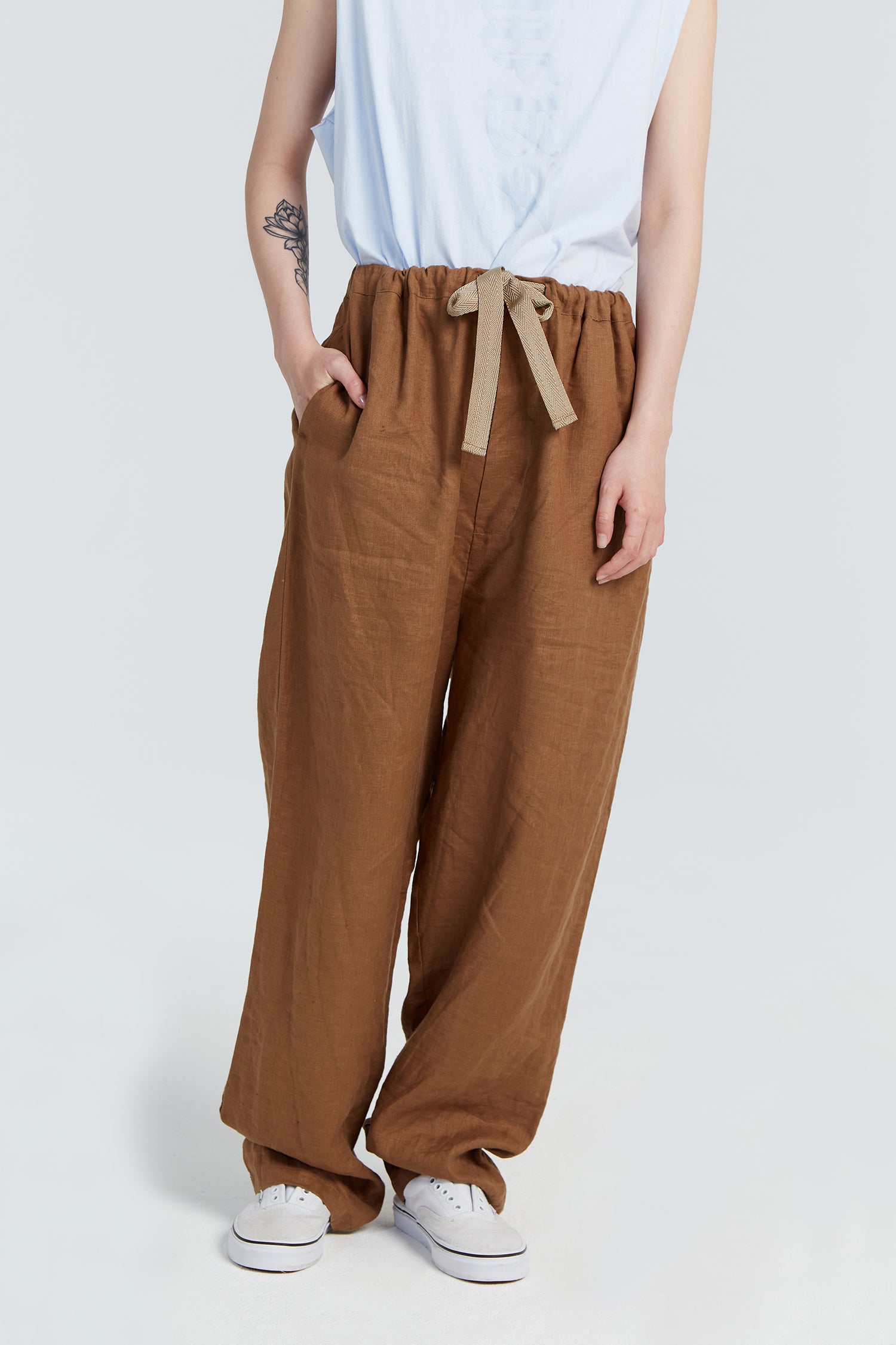 KARATE IN MUSTARD, S21