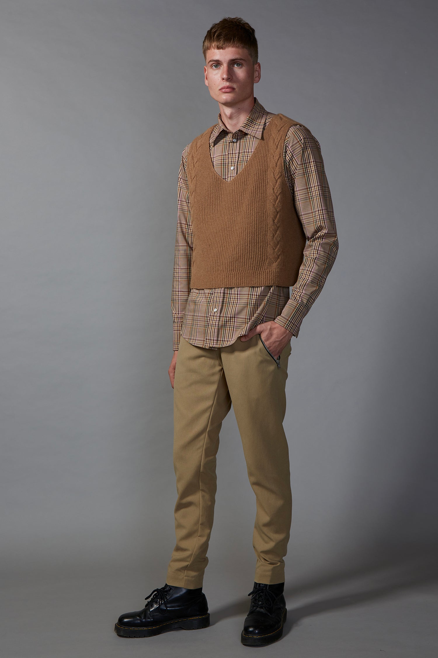 THE BIKER LONG IN DESERT, W23