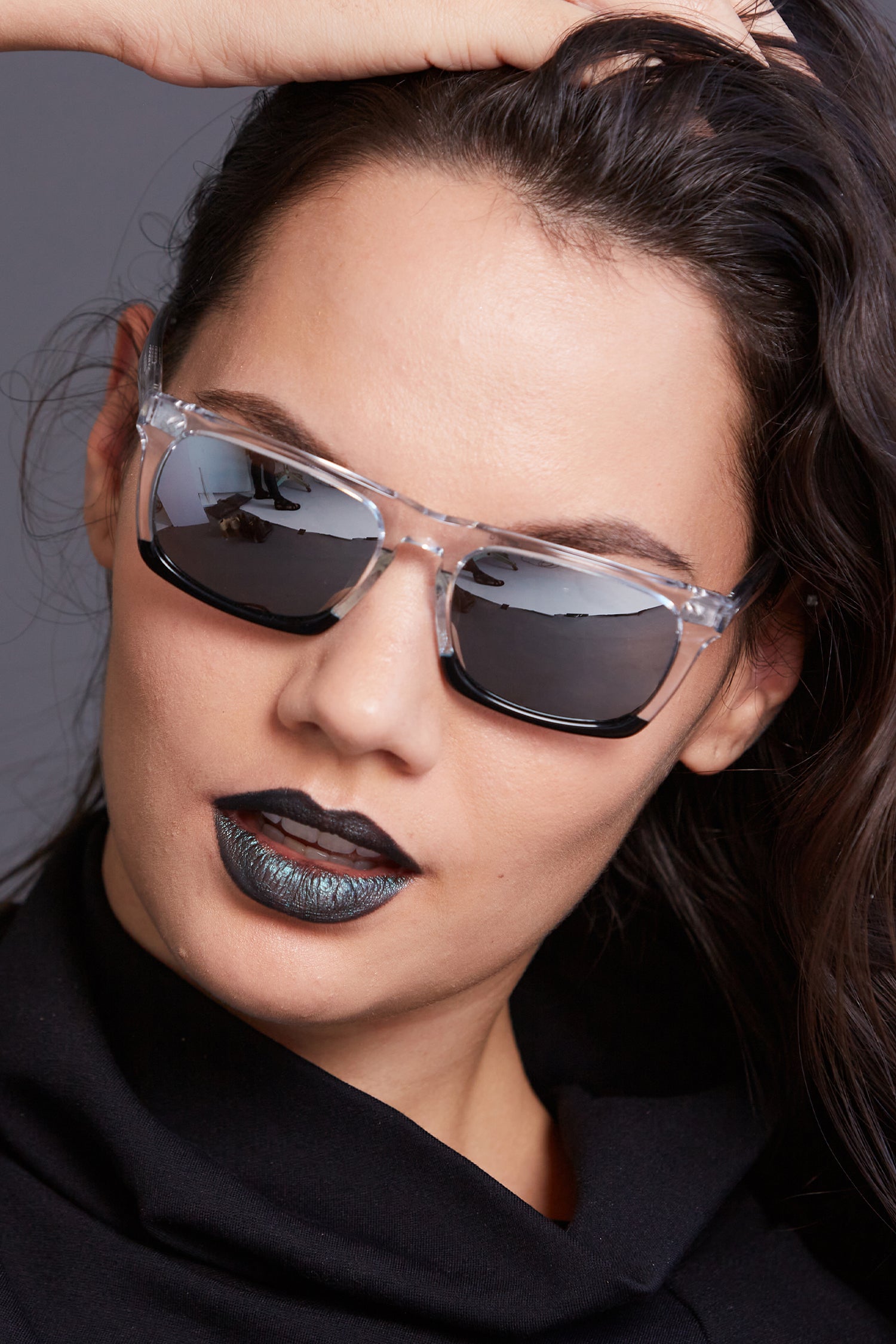 EYELINE IN CLEAR/BLACK W. SILVER LENS