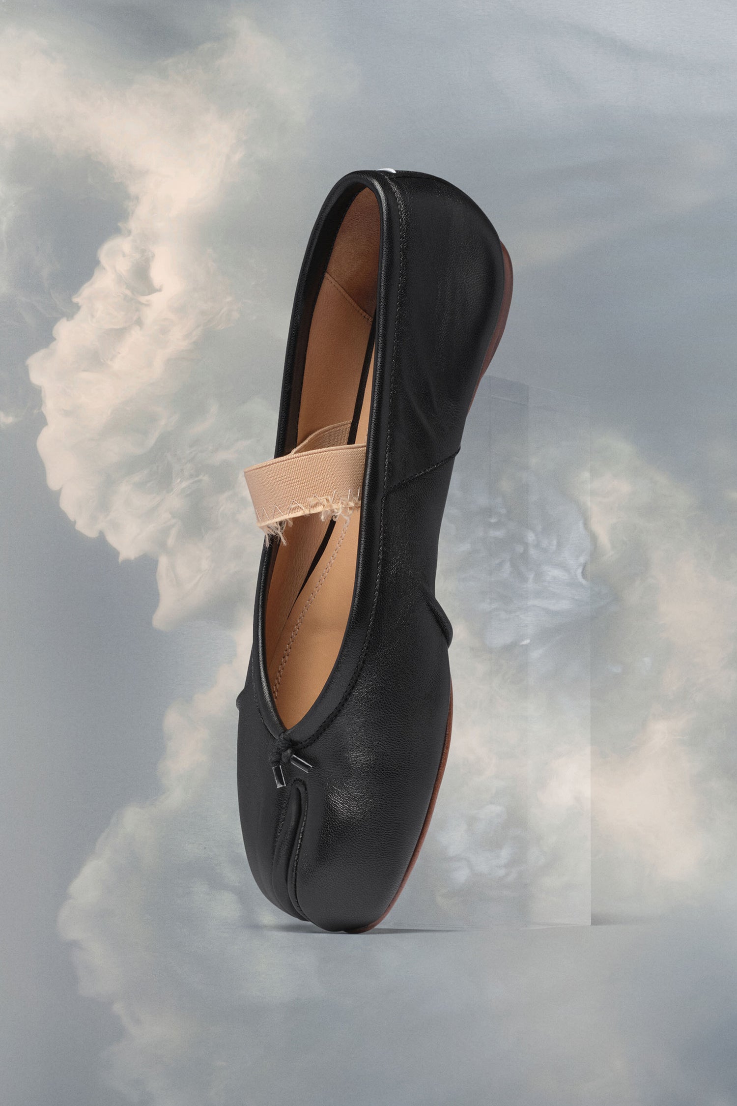 TABI BALLERINA WITH ELASTIC BAND IN BLACK, SS24