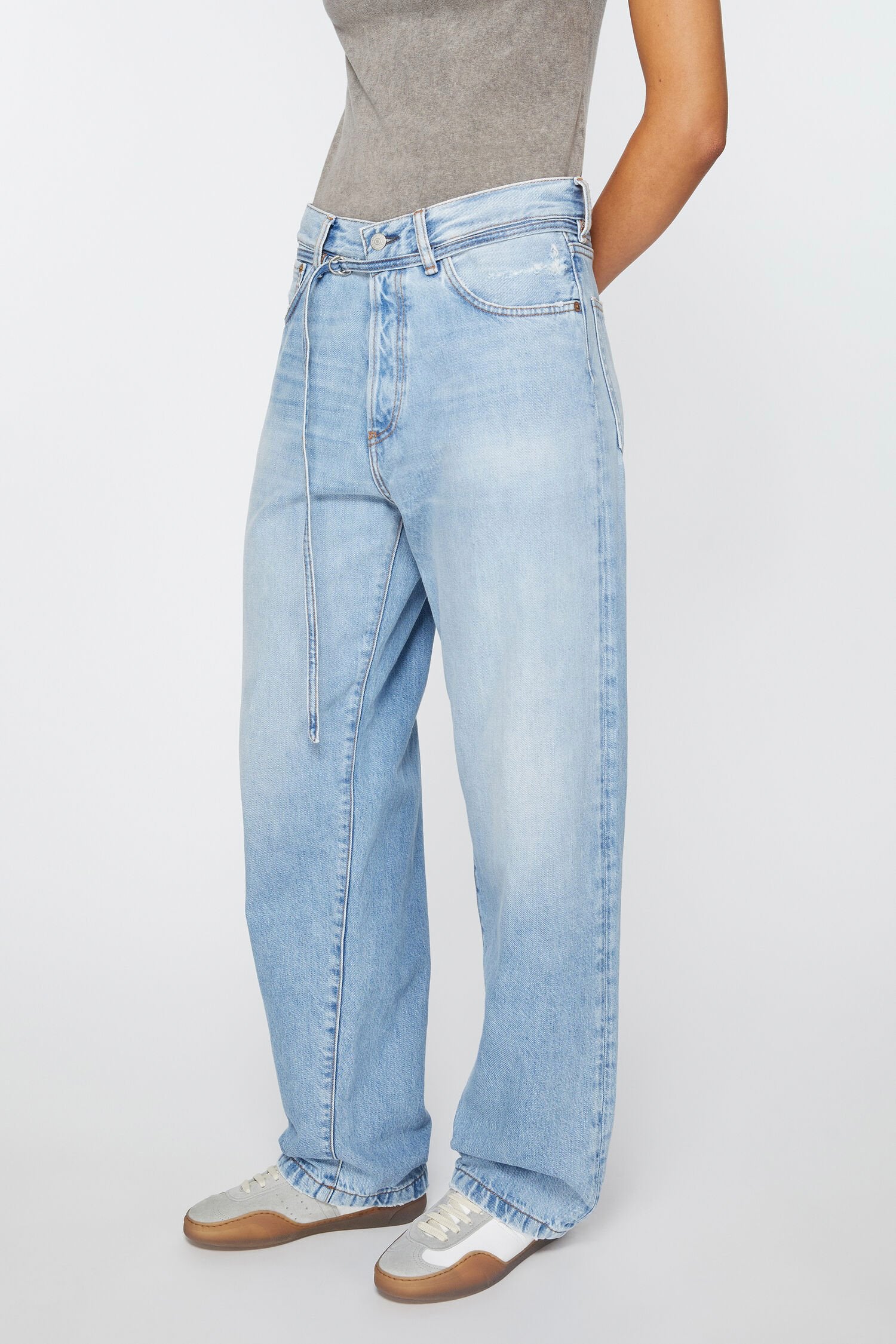 1991 TOJ UNISEX JEANS IN VINTAGE LIGHT BLUE, FW25