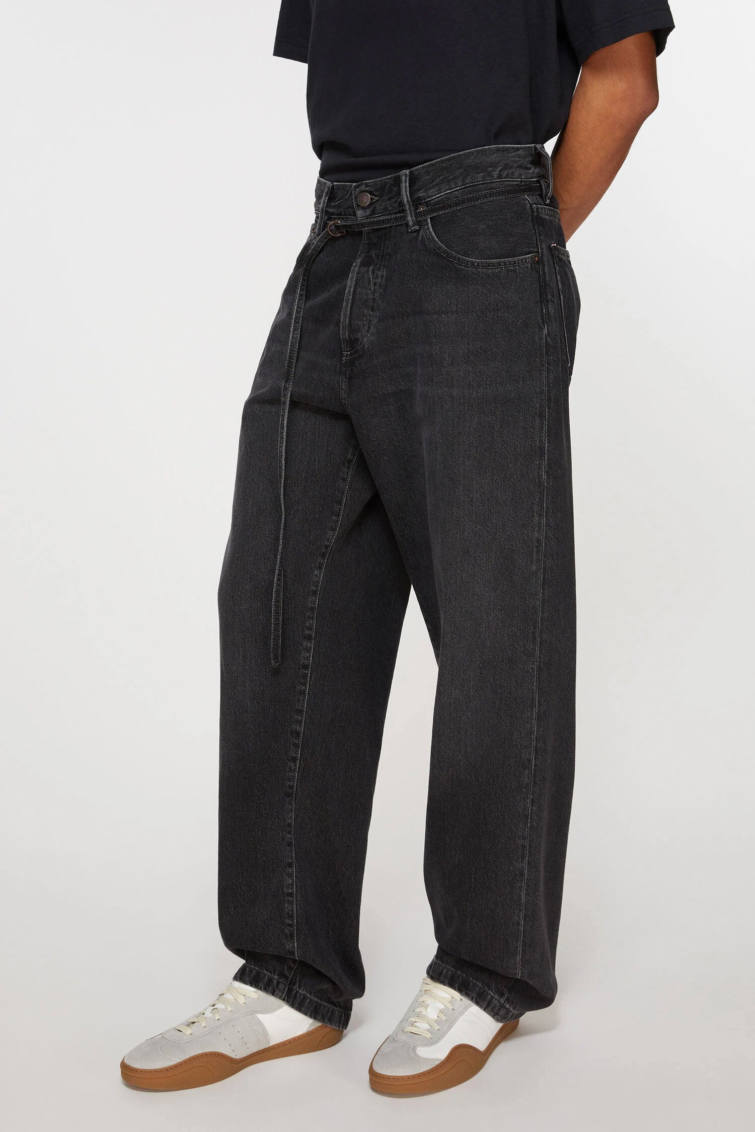 1991 TOJ UNISEX JEANS IN VINTAGE BLACK, FW25