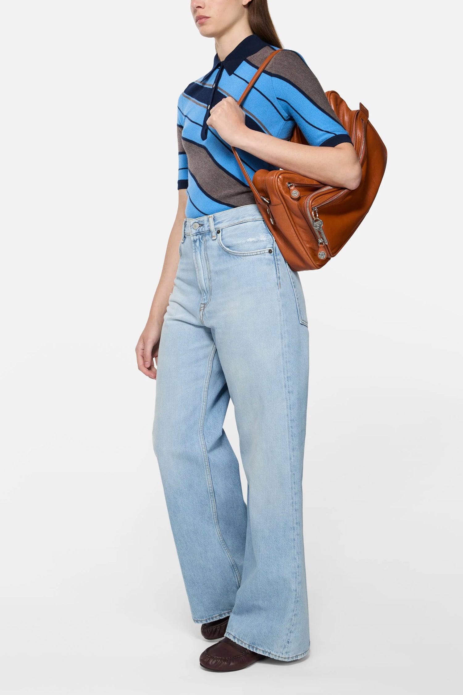 2022 JEANS IN LIGHT BLUE, FW25