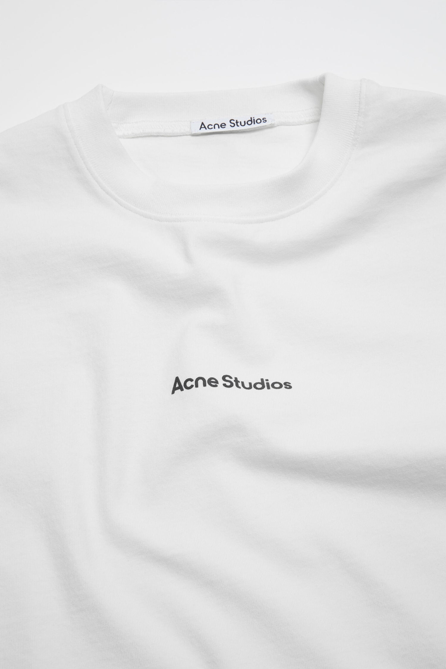 T SHIRT STAMP LOGO IN OPTIC WHITE, FW25