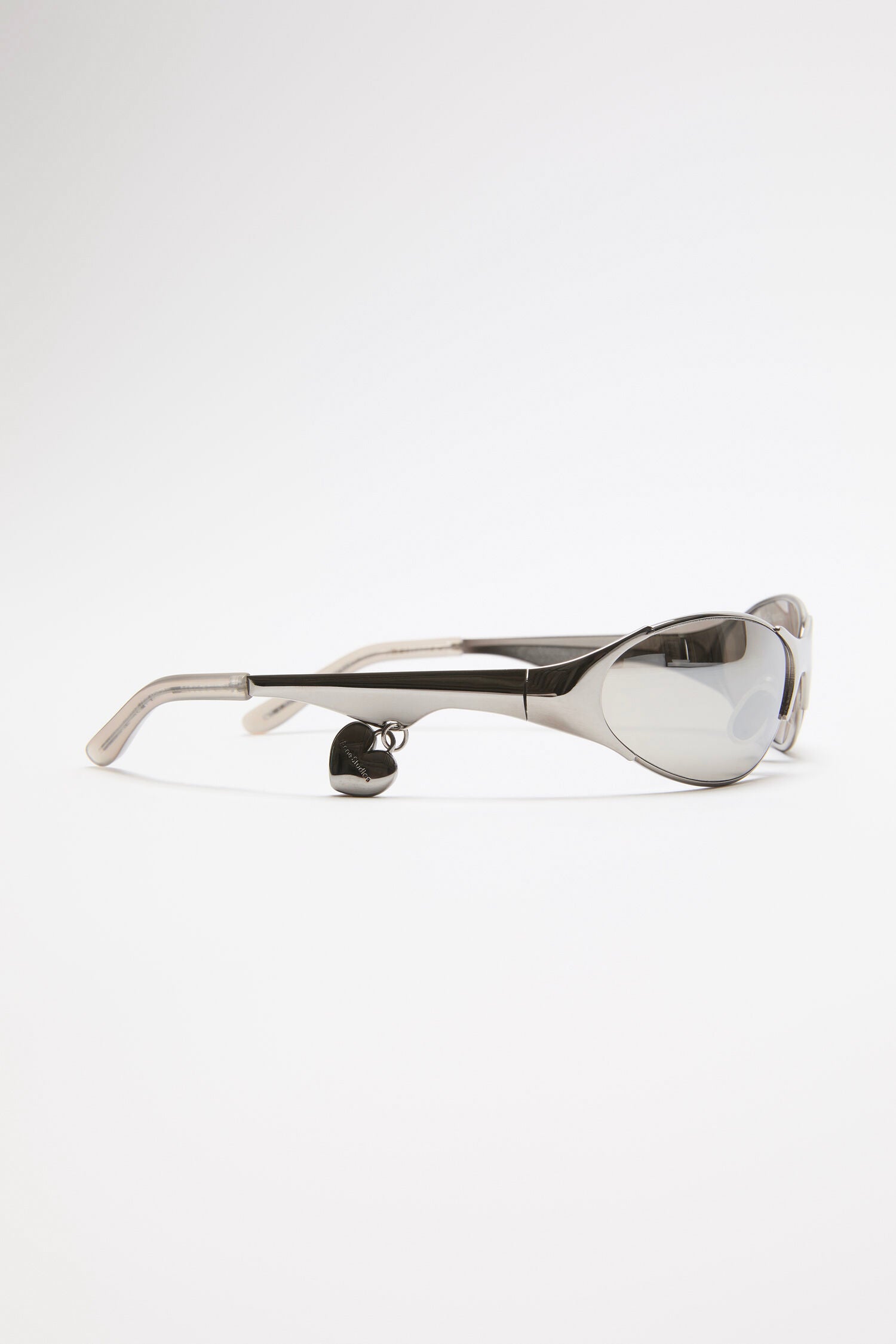 METAL FRAME CHARM SUNGLASSES IN ANTIQUE SILVER - Zambesi Store