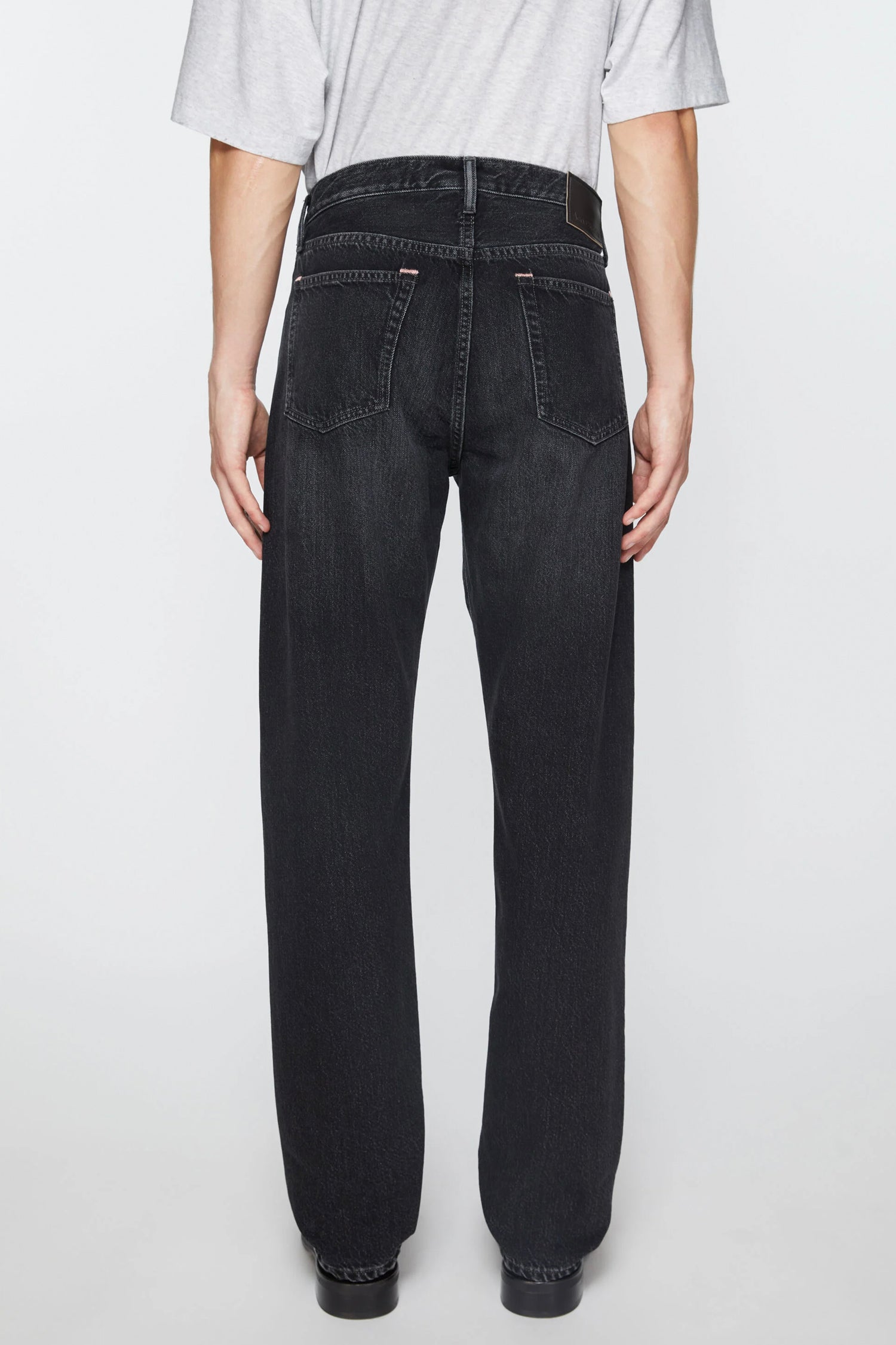 1996 JEAN IN VINTAGE BLACK, SS25