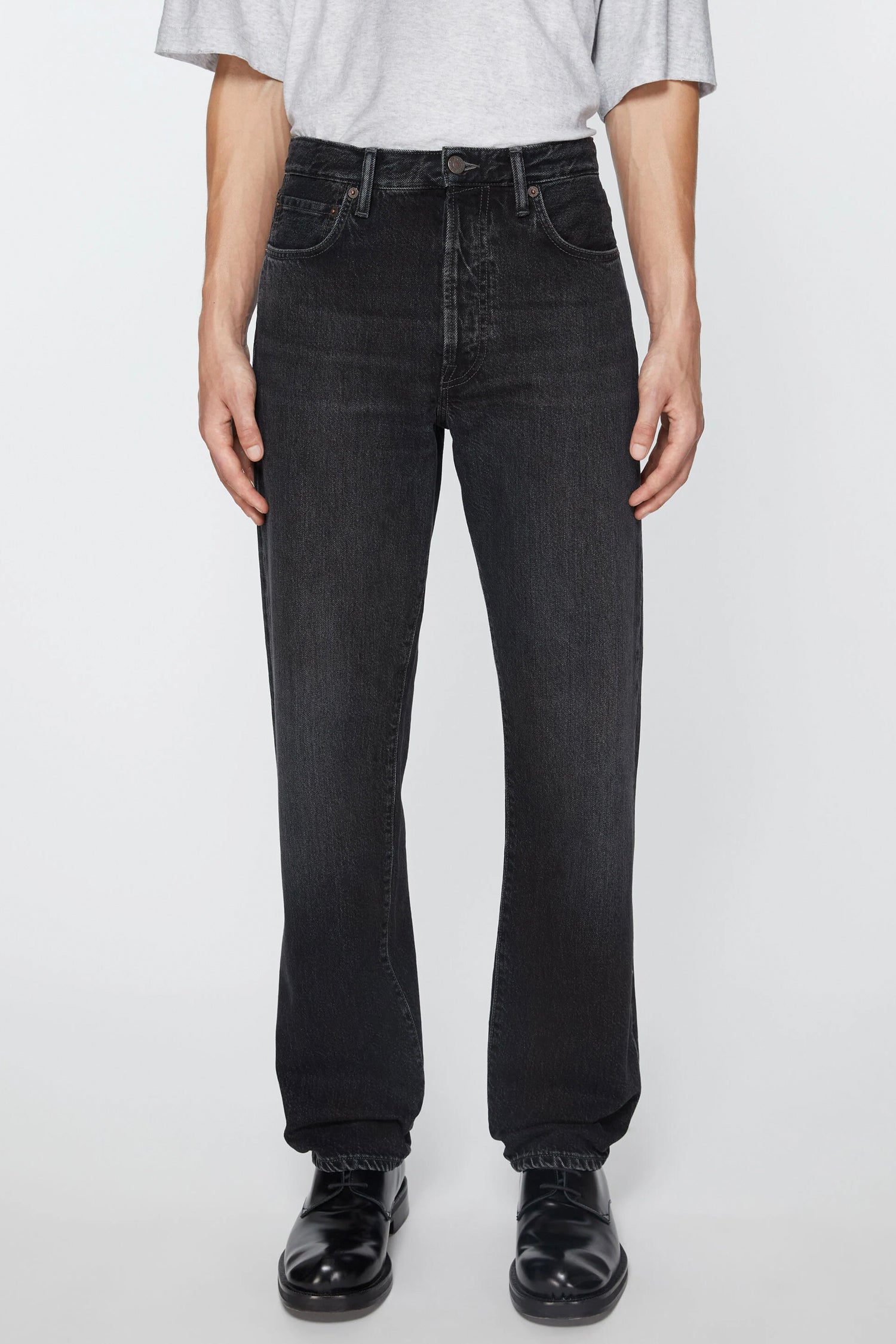 1996 JEAN IN VINTAGE BLACK, SS25