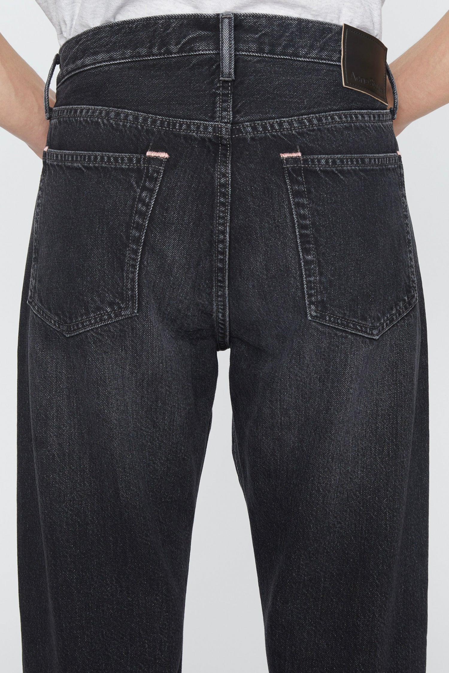 1996 JEAN IN VINTAGE BLACK, SS25