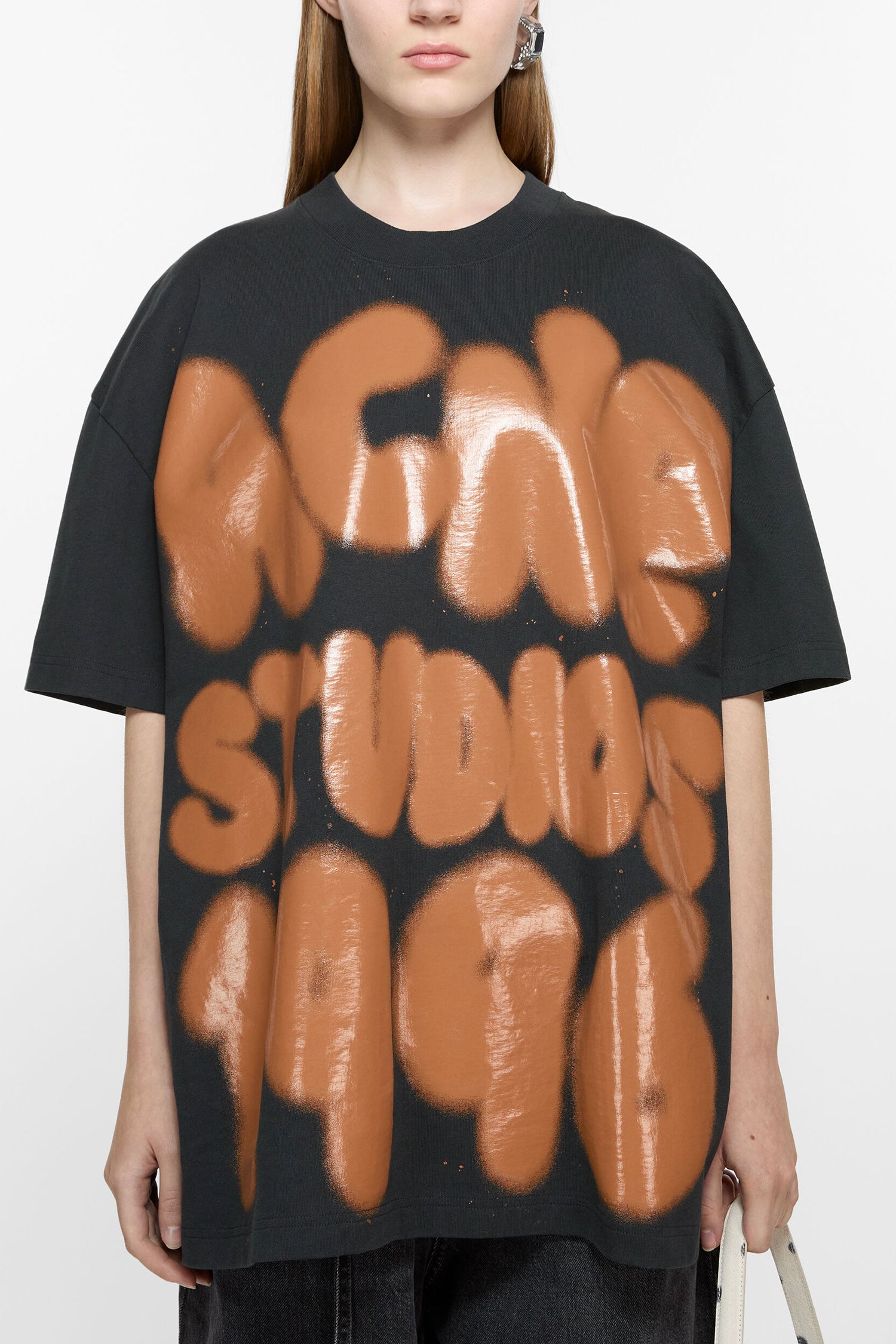 RELAXED UNISEX FIT T-SHIRT LOGO IN BLACK, SS25