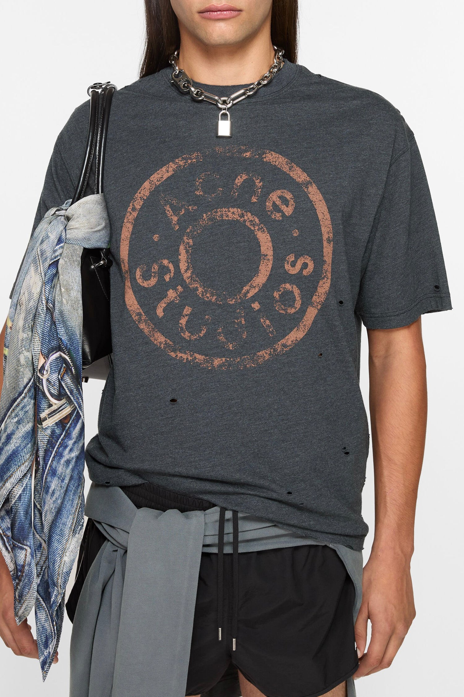 RELAXED FIT LOGO T-SHIRT IN BLACK MELANGE, SS25