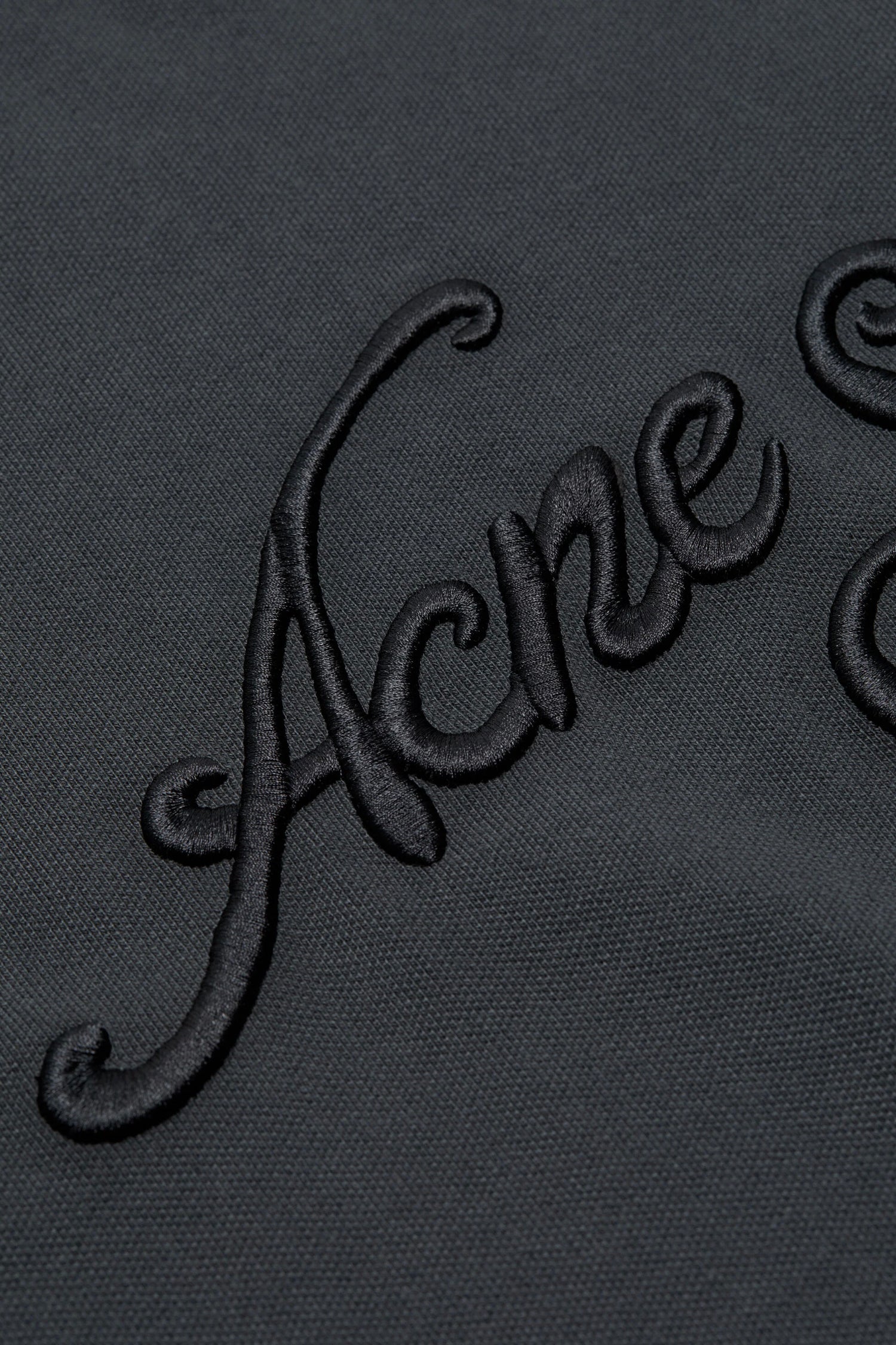 EMBROIDERED LOGO L/S T-SHIRT IN FADED BLACK, SS26