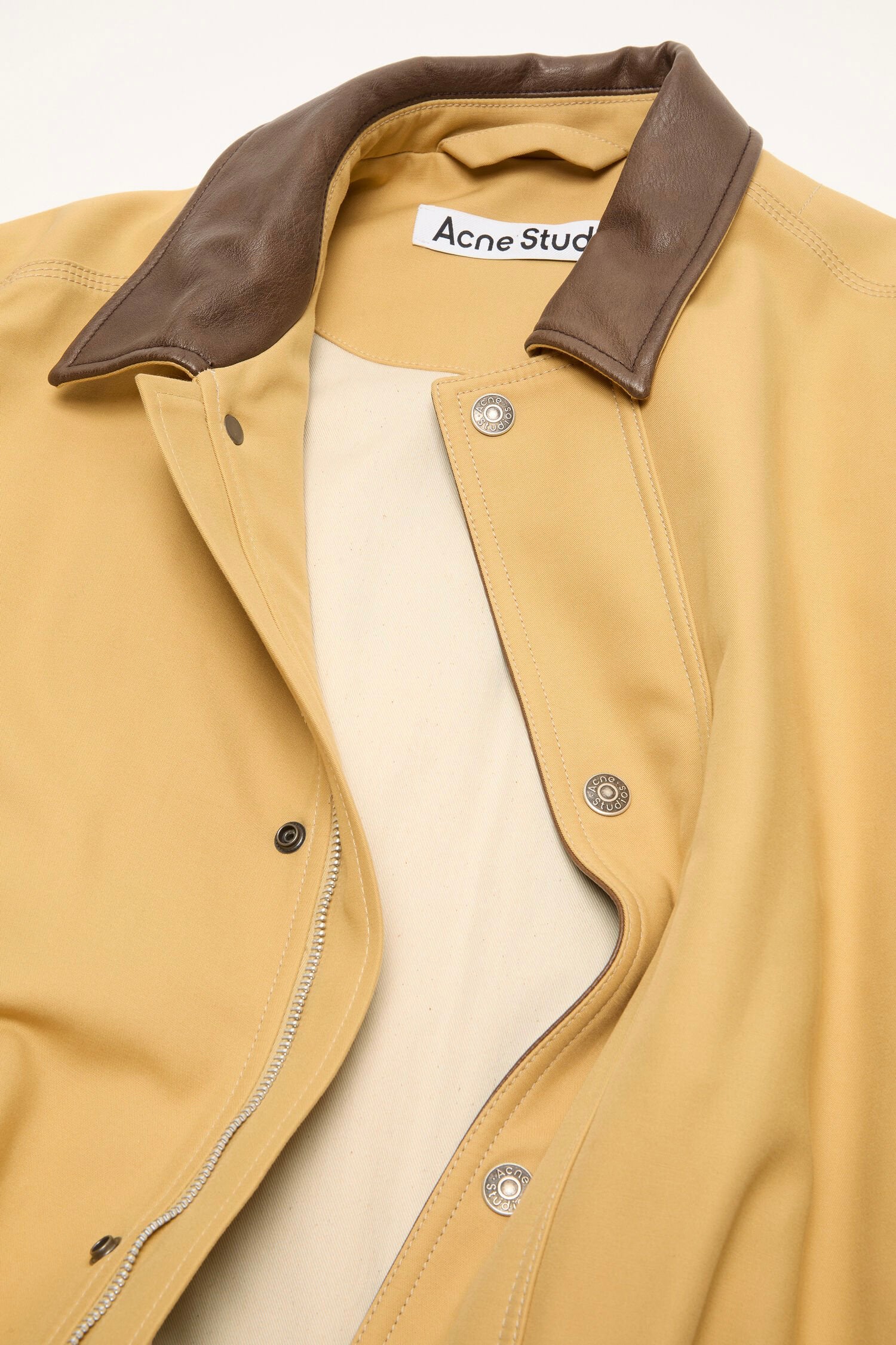 TWILL BOMBER JACKET IN SAND BEIGE, SS26