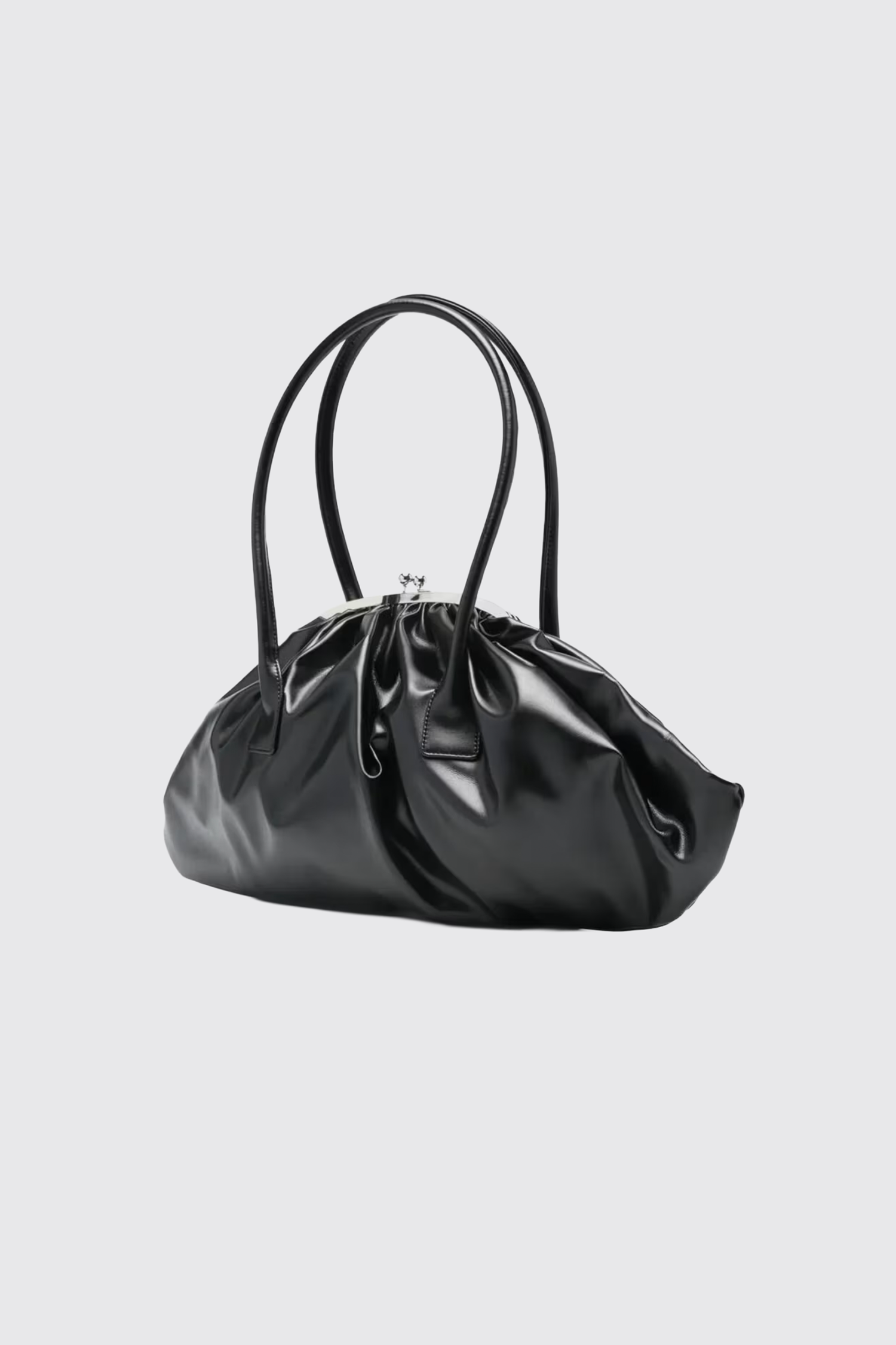 FAUX LEATHER MEDIUM GATHERED BAG IN BLACK, FW25