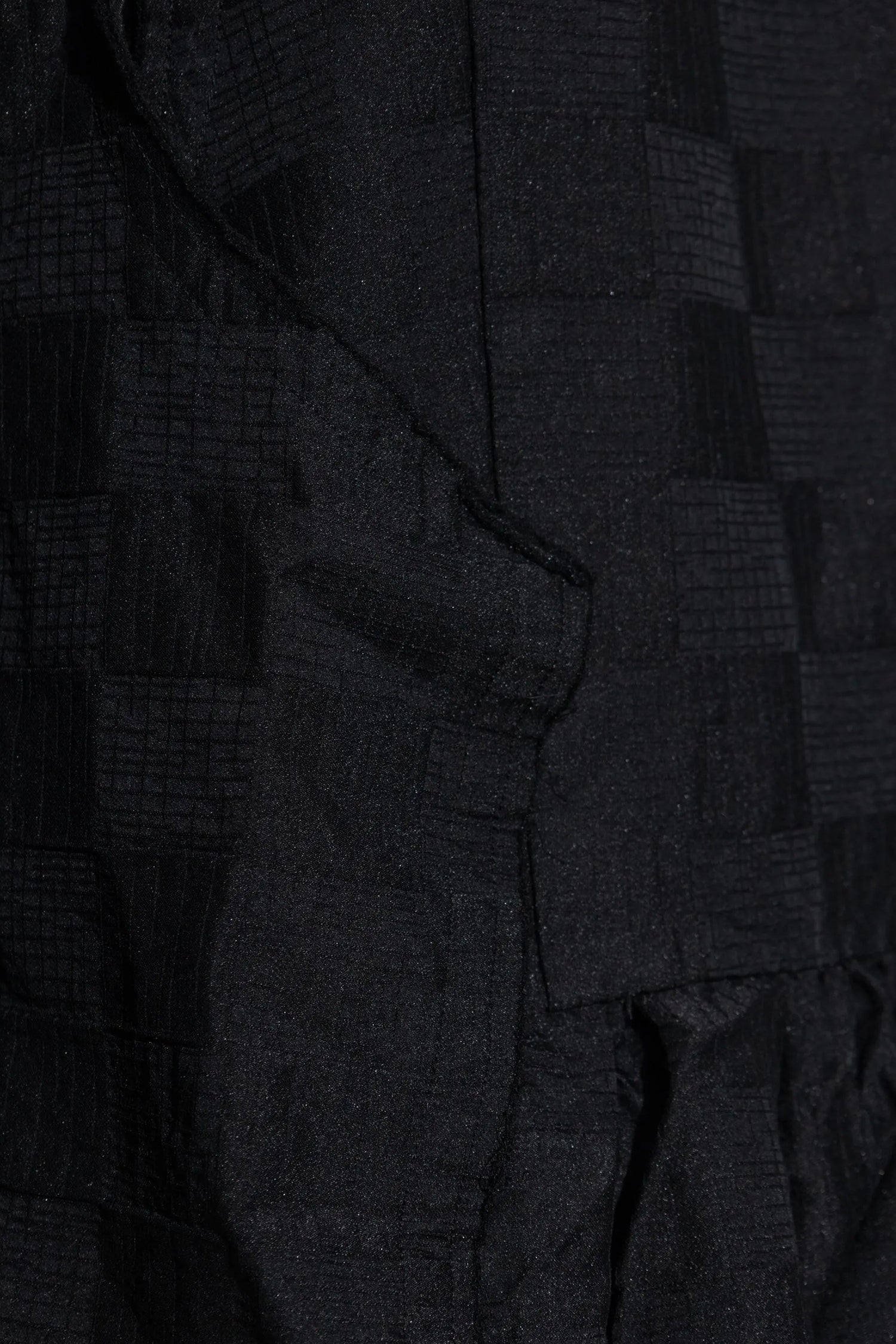 CHECK PATTERN DRESS IN BLACK, SS25