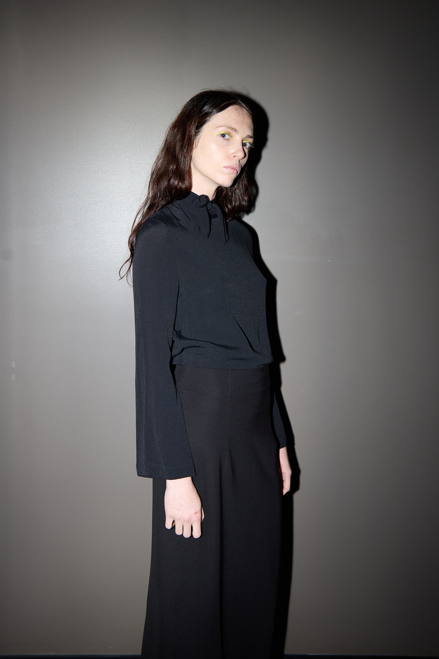 CHORUS IN NEGATIVE, AW26