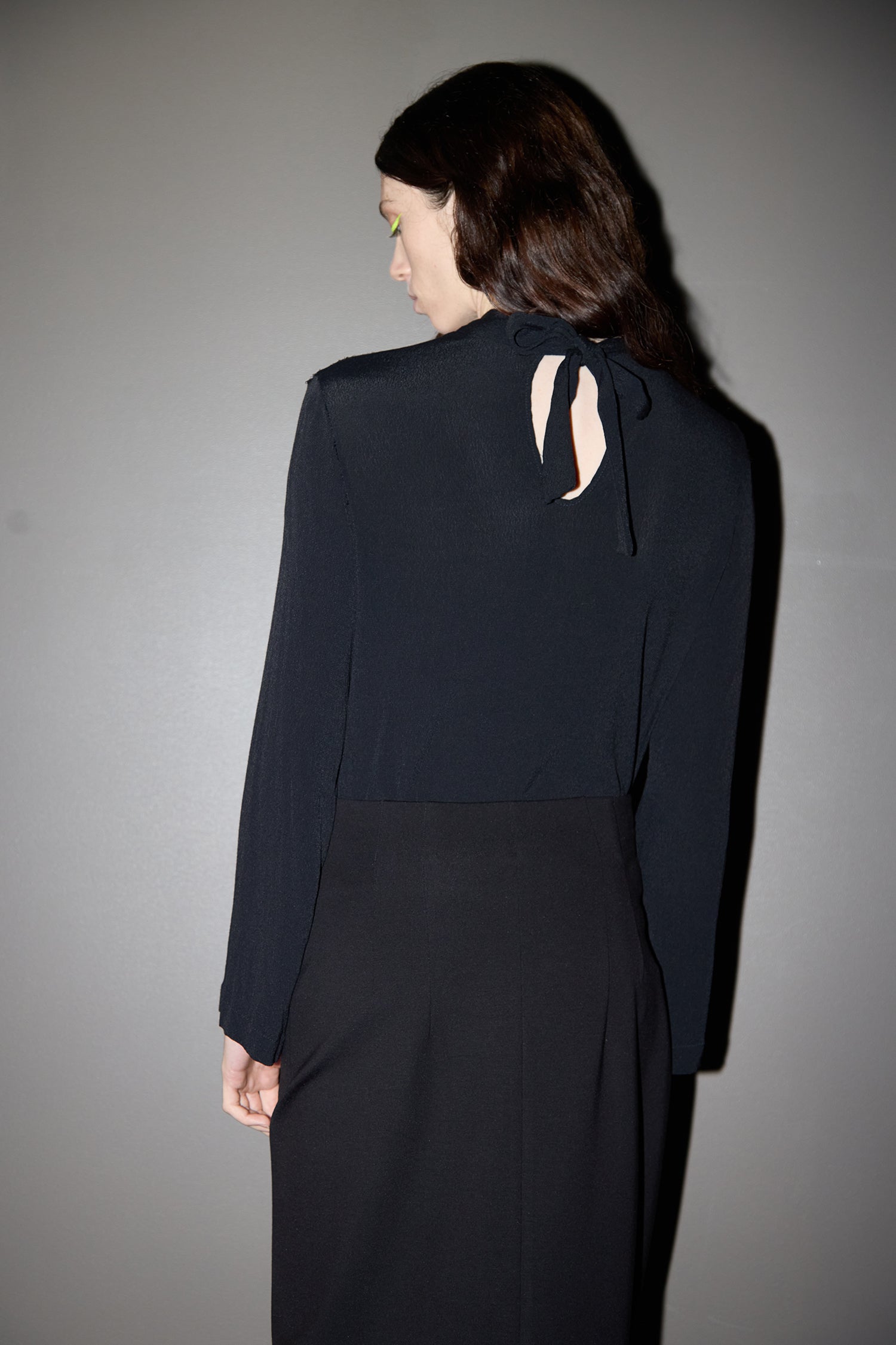 CHORUS IN NEGATIVE, AW26